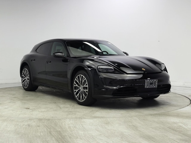 Black 2022 Porsche Taycan 4 Cross Turismo Wagon AWD Wagon All-Wheel Drive Automatic