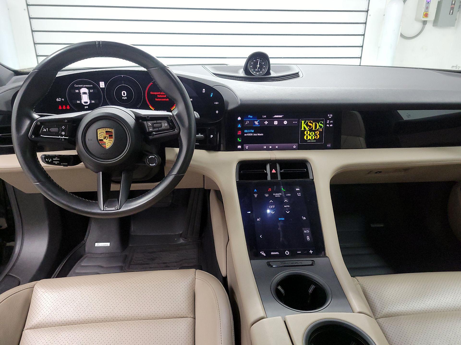 Thumbnail: 2022 Porsche Taycan - 9