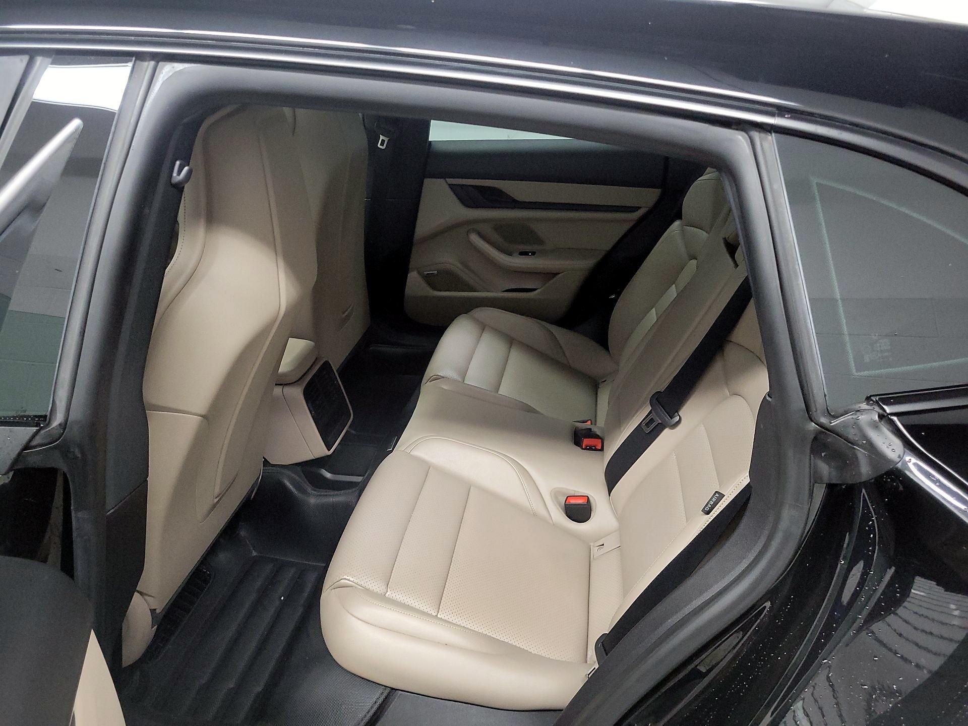 Thumbnail: 2022 Porsche Taycan - 17