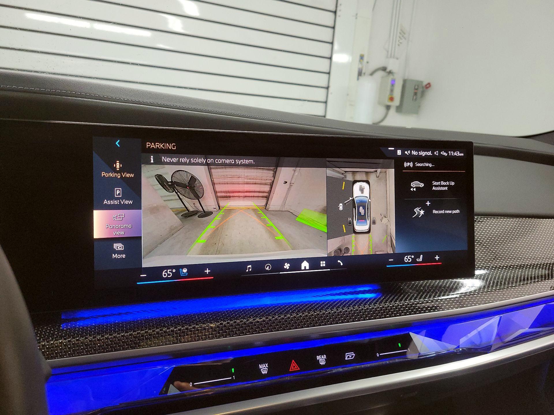 Thumbnail: 2023 BMW i7 - 14