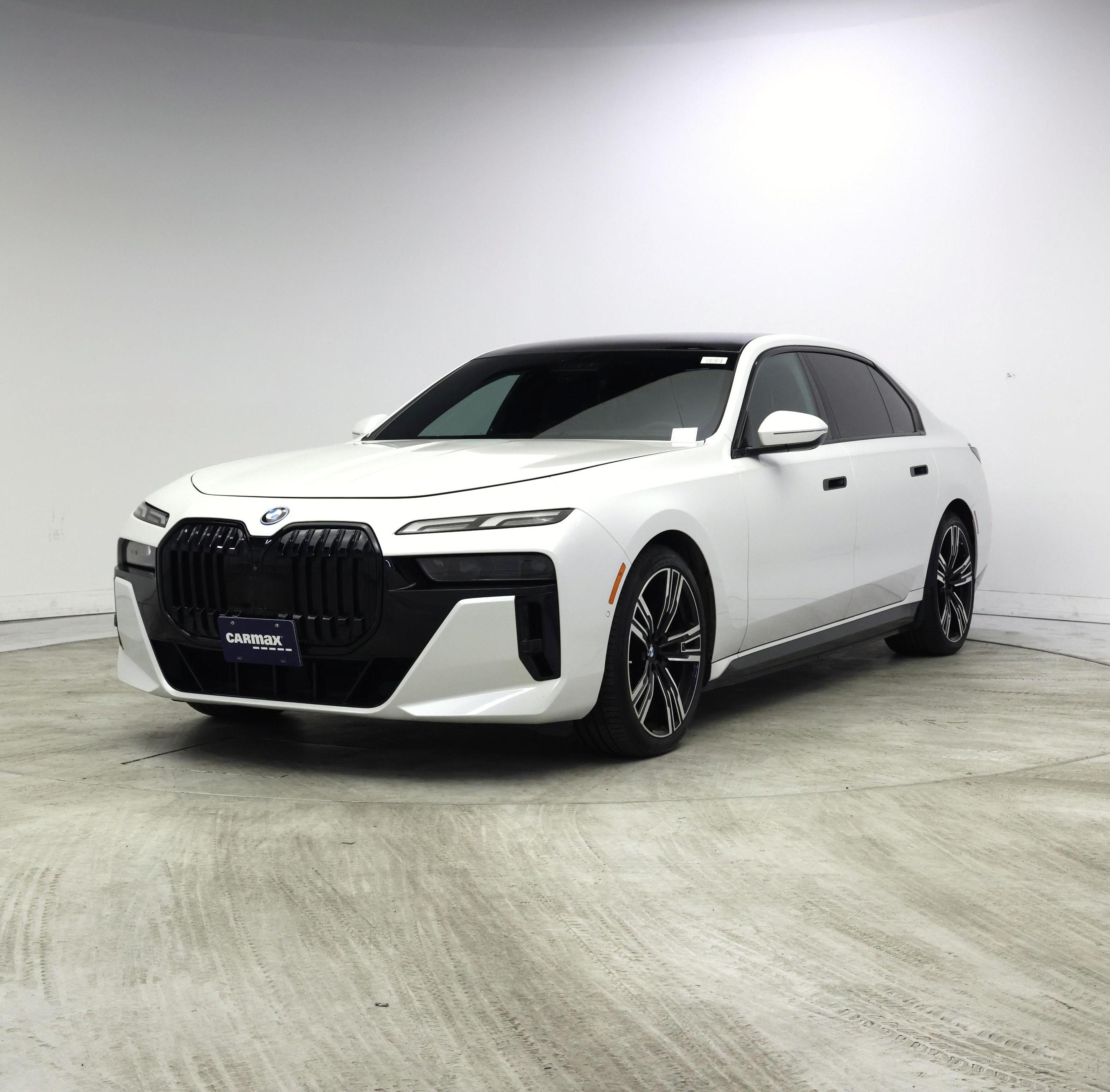 Thumbnail: 2023 BMW i7 - 4