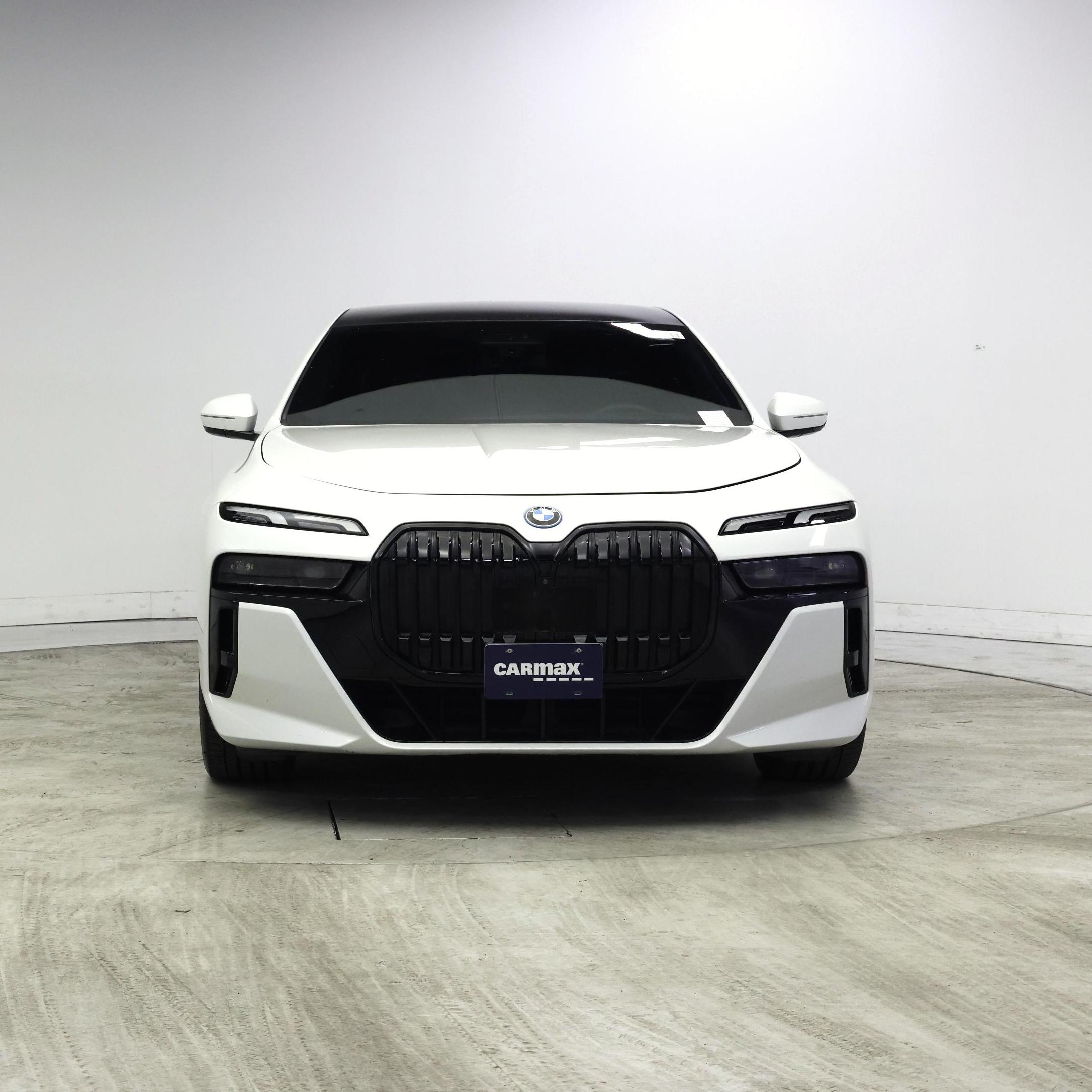 Thumbnail: 2023 BMW i7 - 5