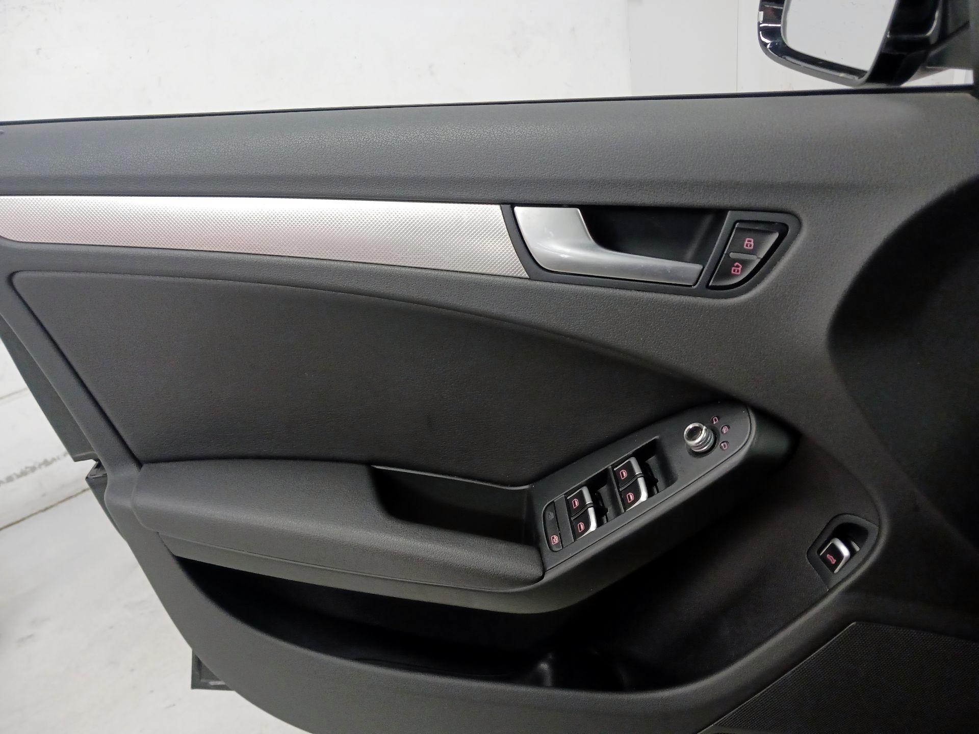 Thumbnail: 2015 Audi A4 - 12