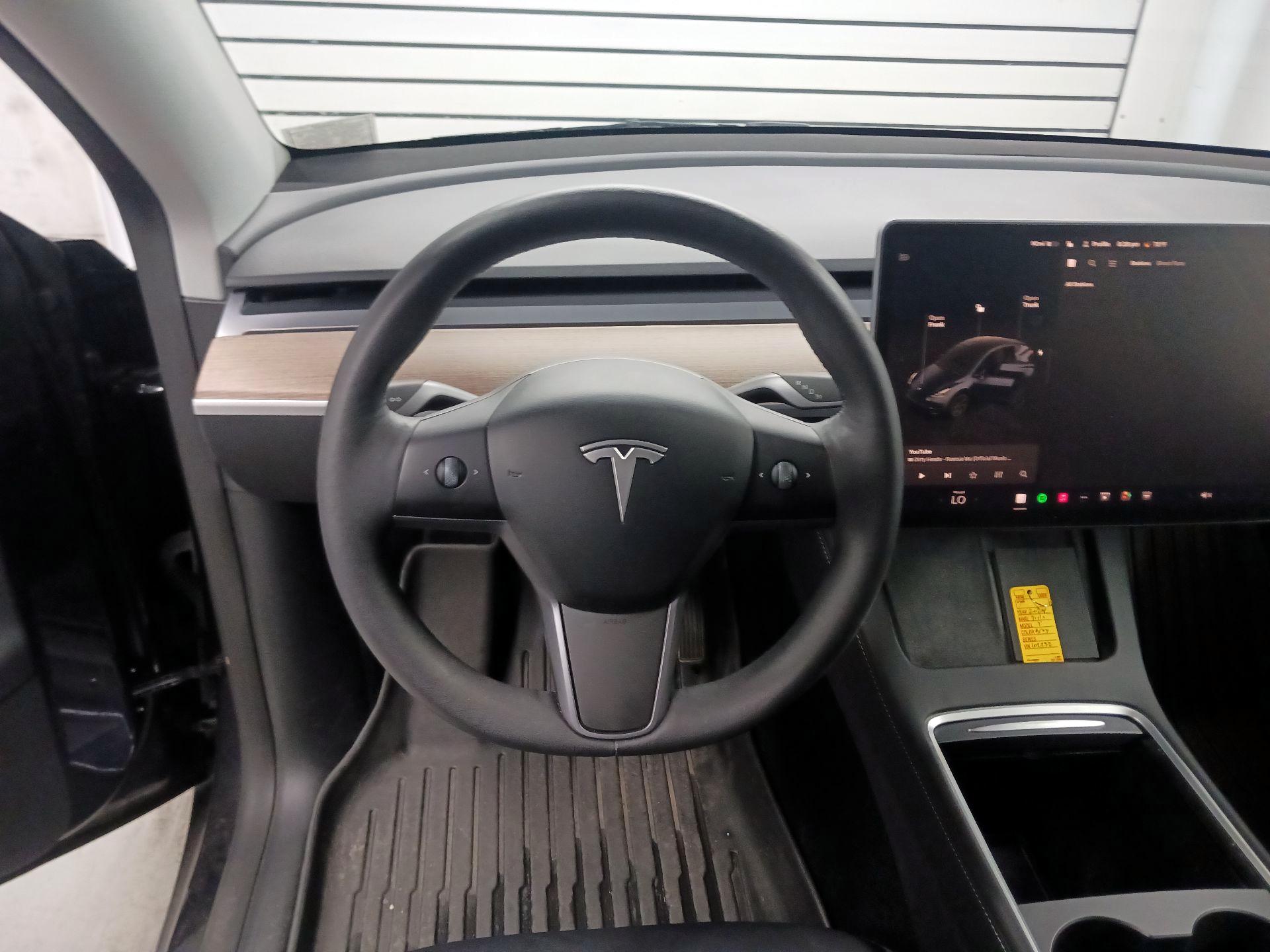 Thumbnail: 2024 Tesla Model Y - 10