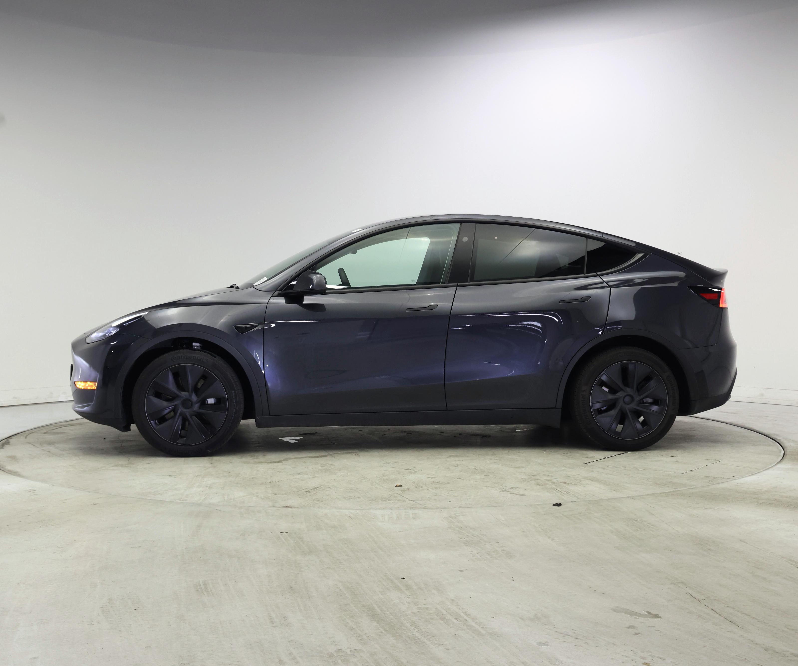 Thumbnail: 2024 Tesla Model Y - 3
