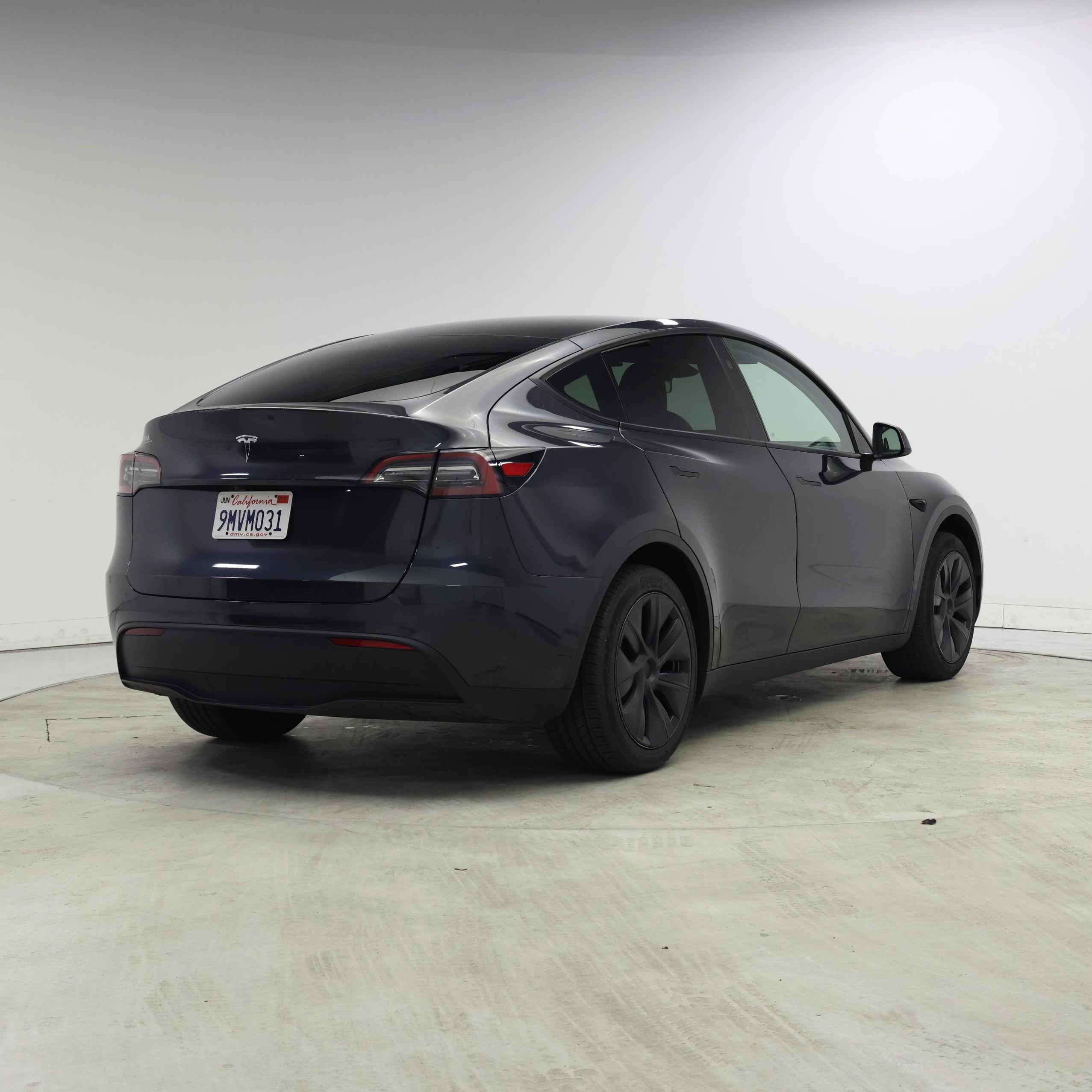 Thumbnail: 2024 Tesla Model Y - 8