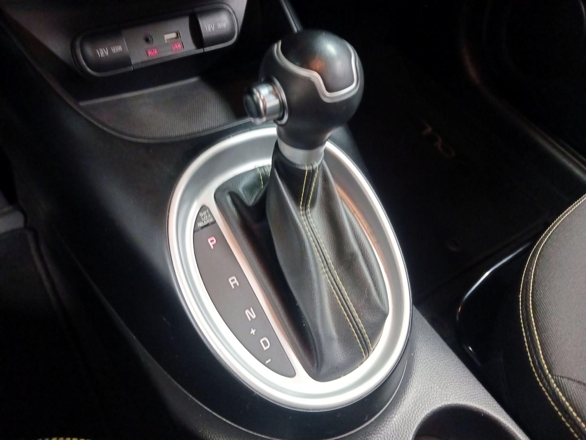 Thumbnail: 2015 Kia Soul - 15