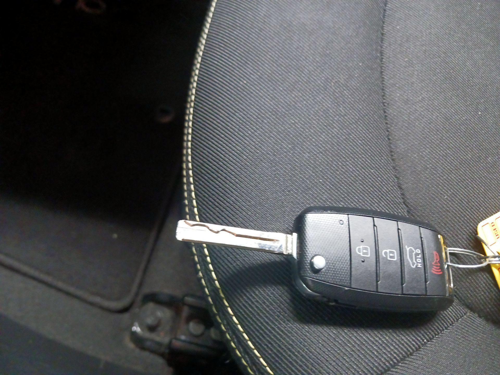 Thumbnail: 2015 Kia Soul - 18