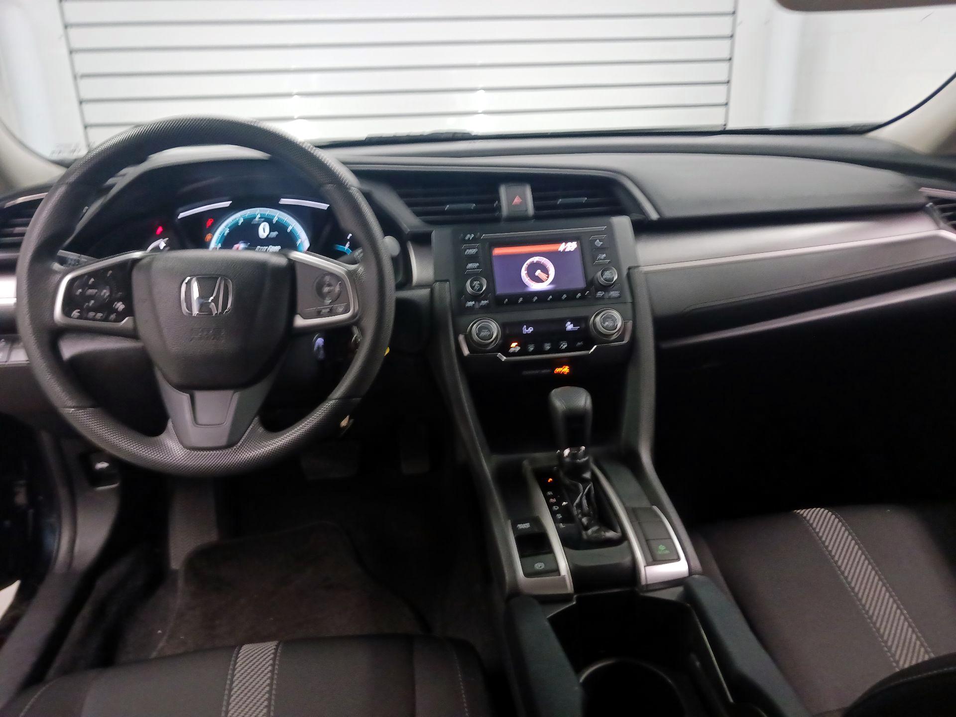 Thumbnail: 2017 Honda Civic - 9