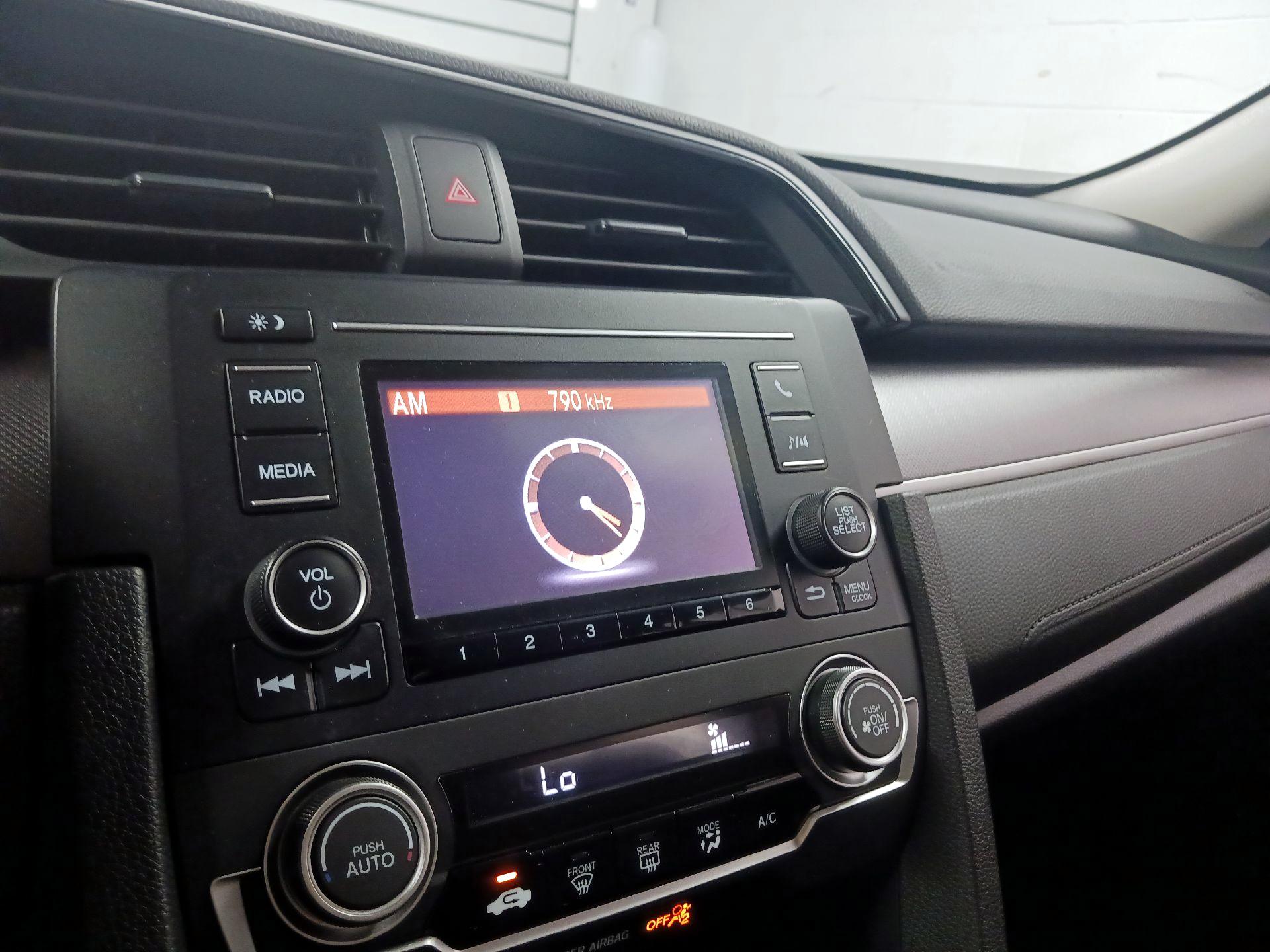 Thumbnail: 2017 Honda Civic - 13