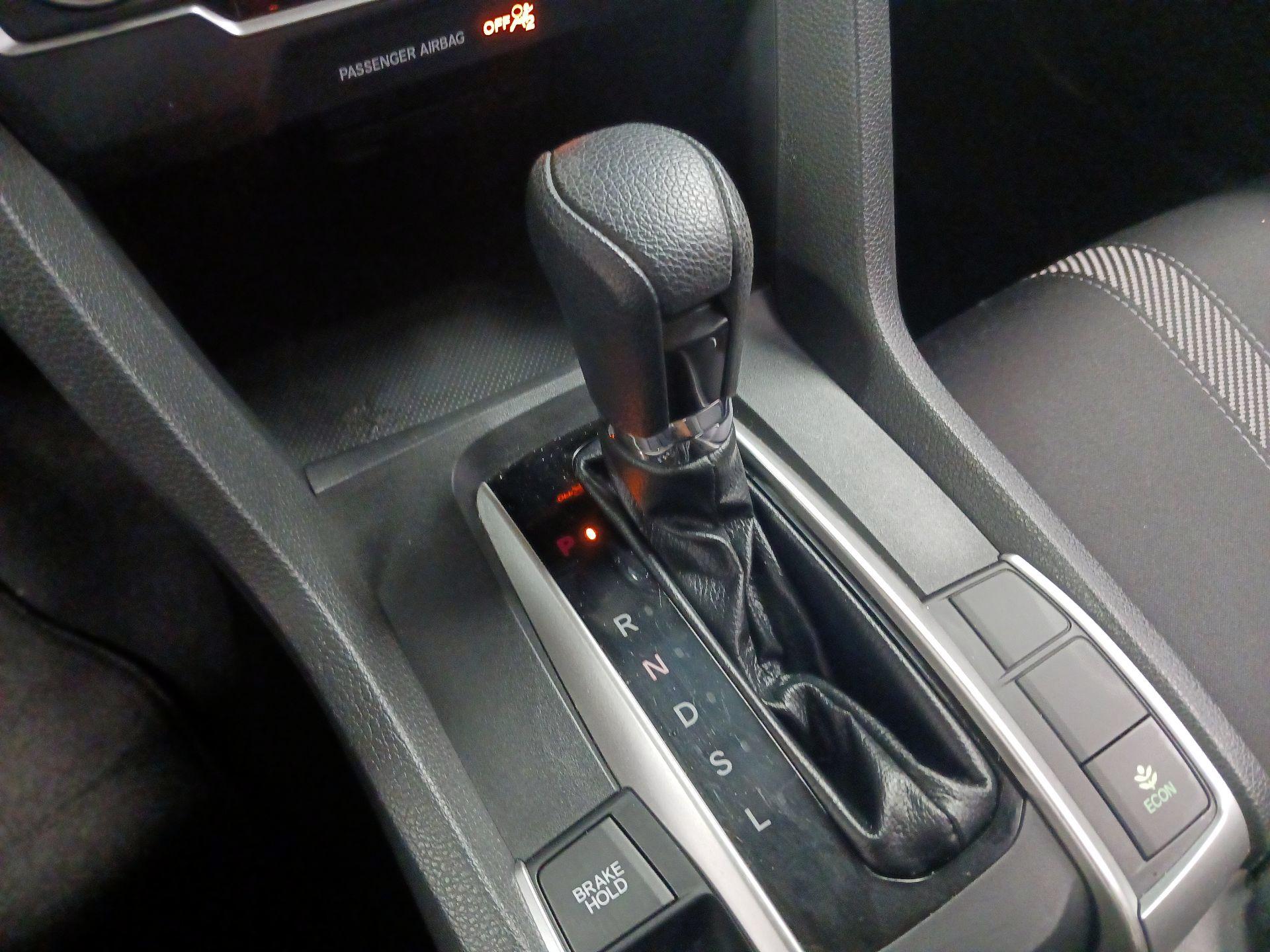 Thumbnail: 2017 Honda Civic - 15