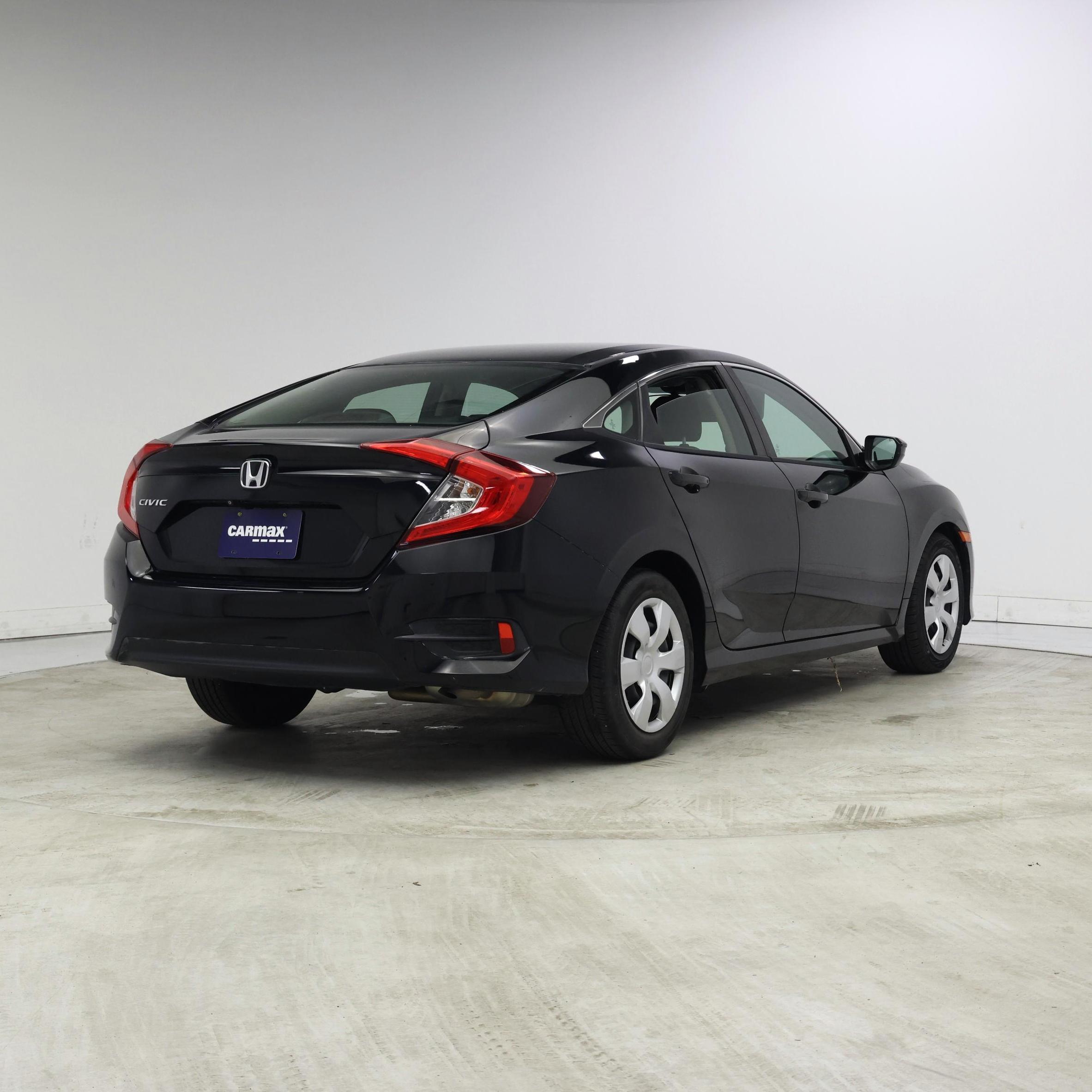 Thumbnail: 2017 Honda Civic - 8