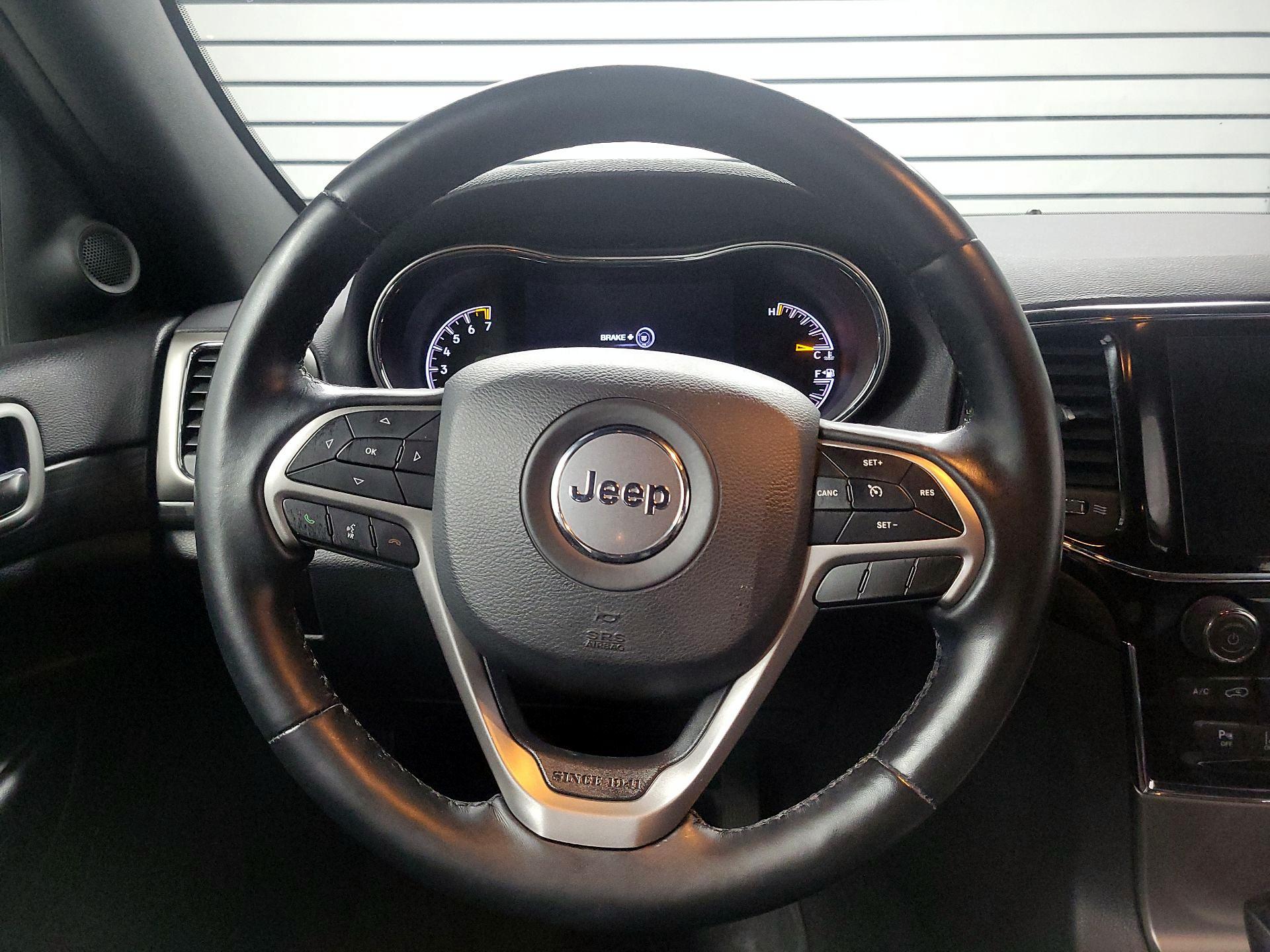 Thumbnail: 2020 Jeep Grand Cherokee - 10