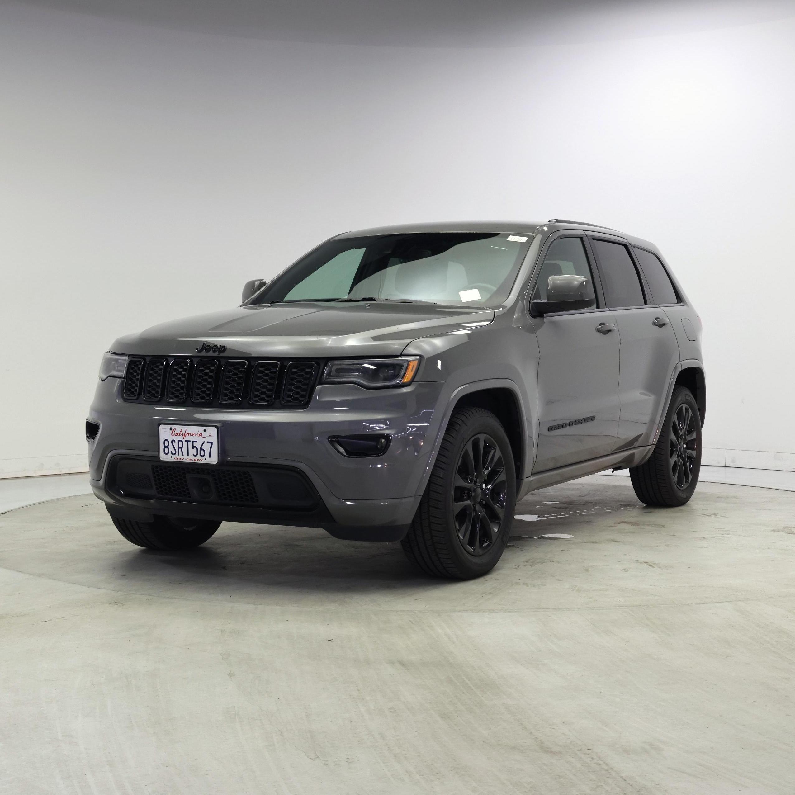 Thumbnail: 2020 Jeep Grand Cherokee - 4