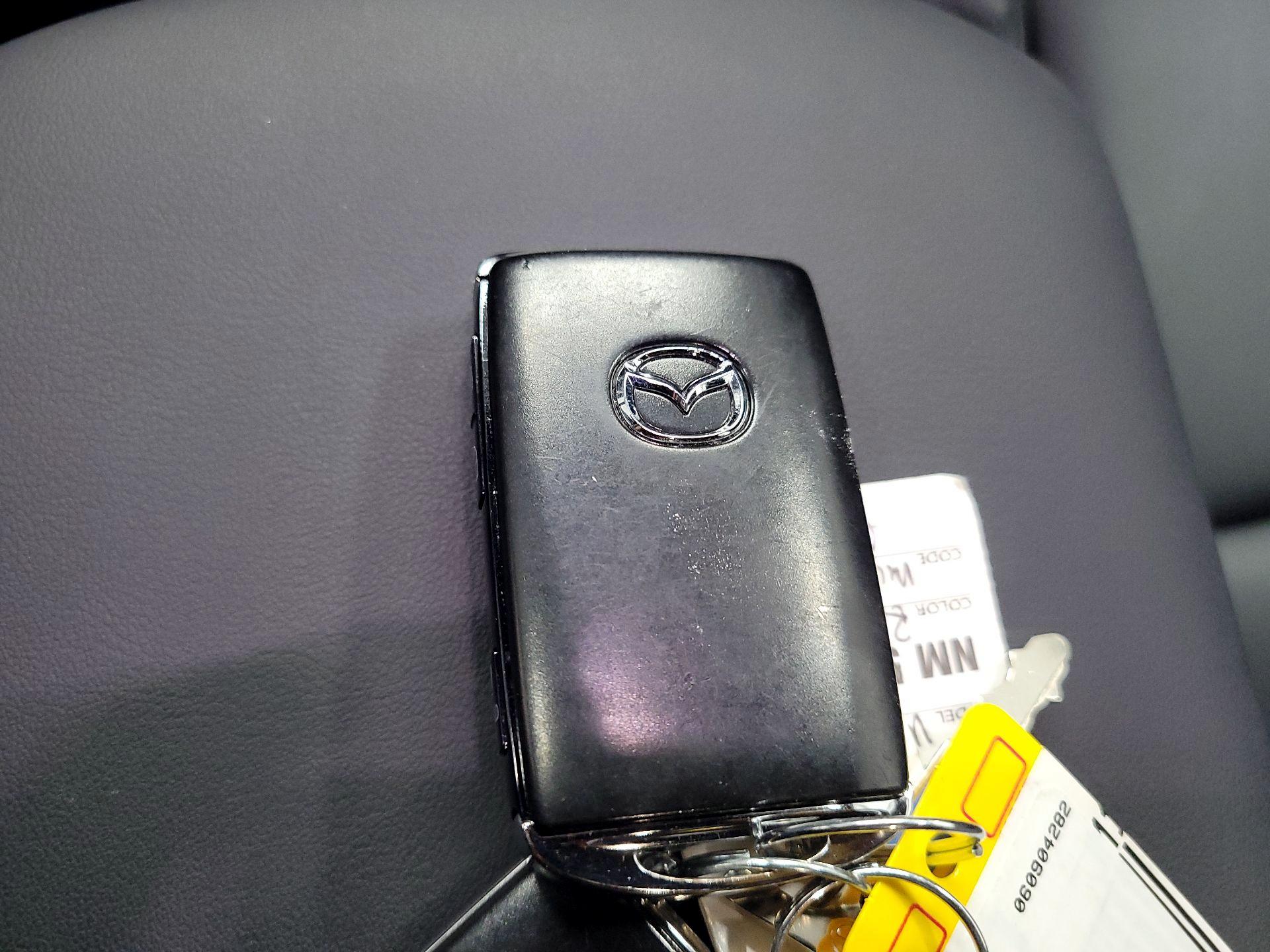 Thumbnail: 2021 Mazda Mazda3 - 19