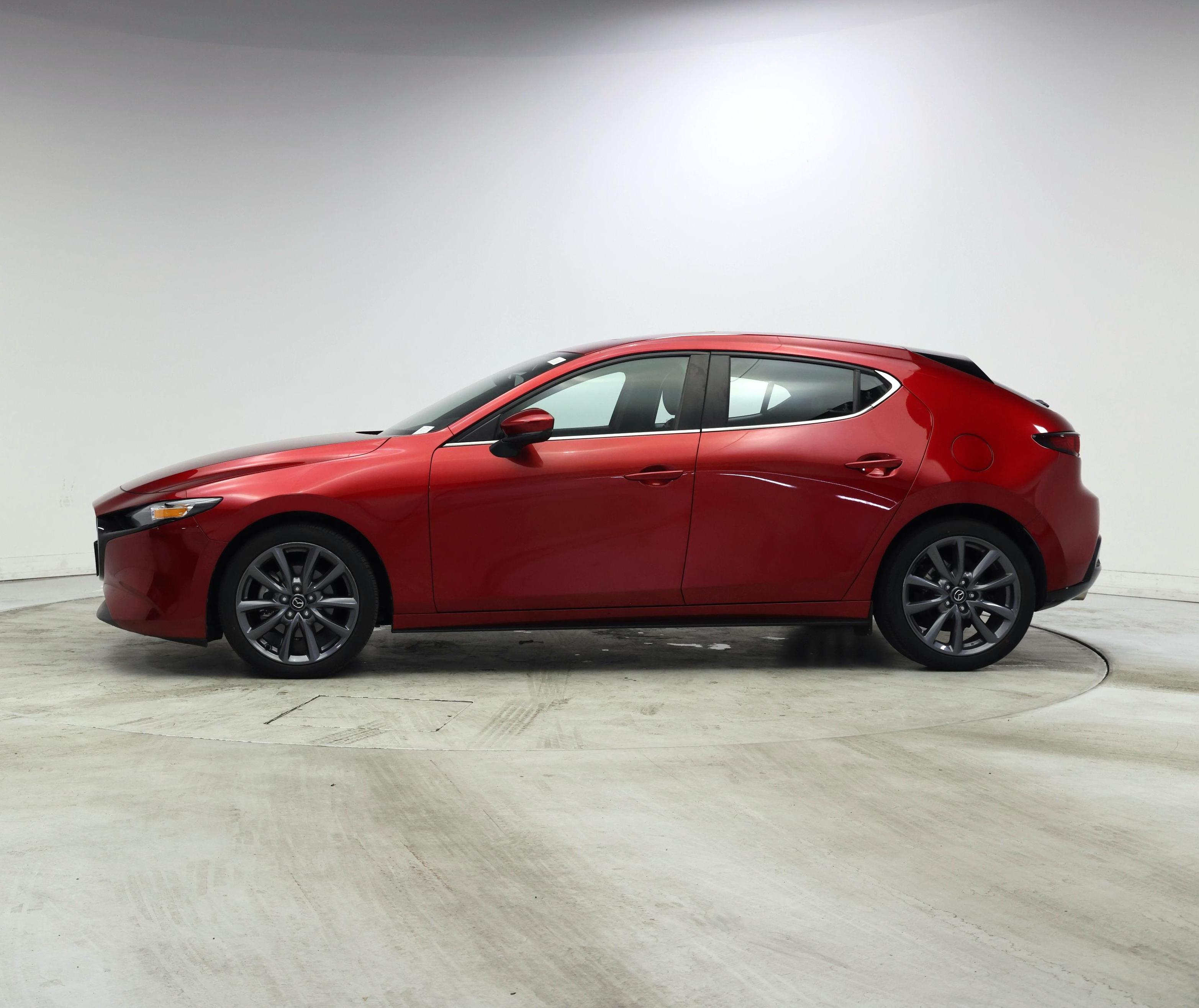 Thumbnail: 2021 Mazda Mazda3 - 3