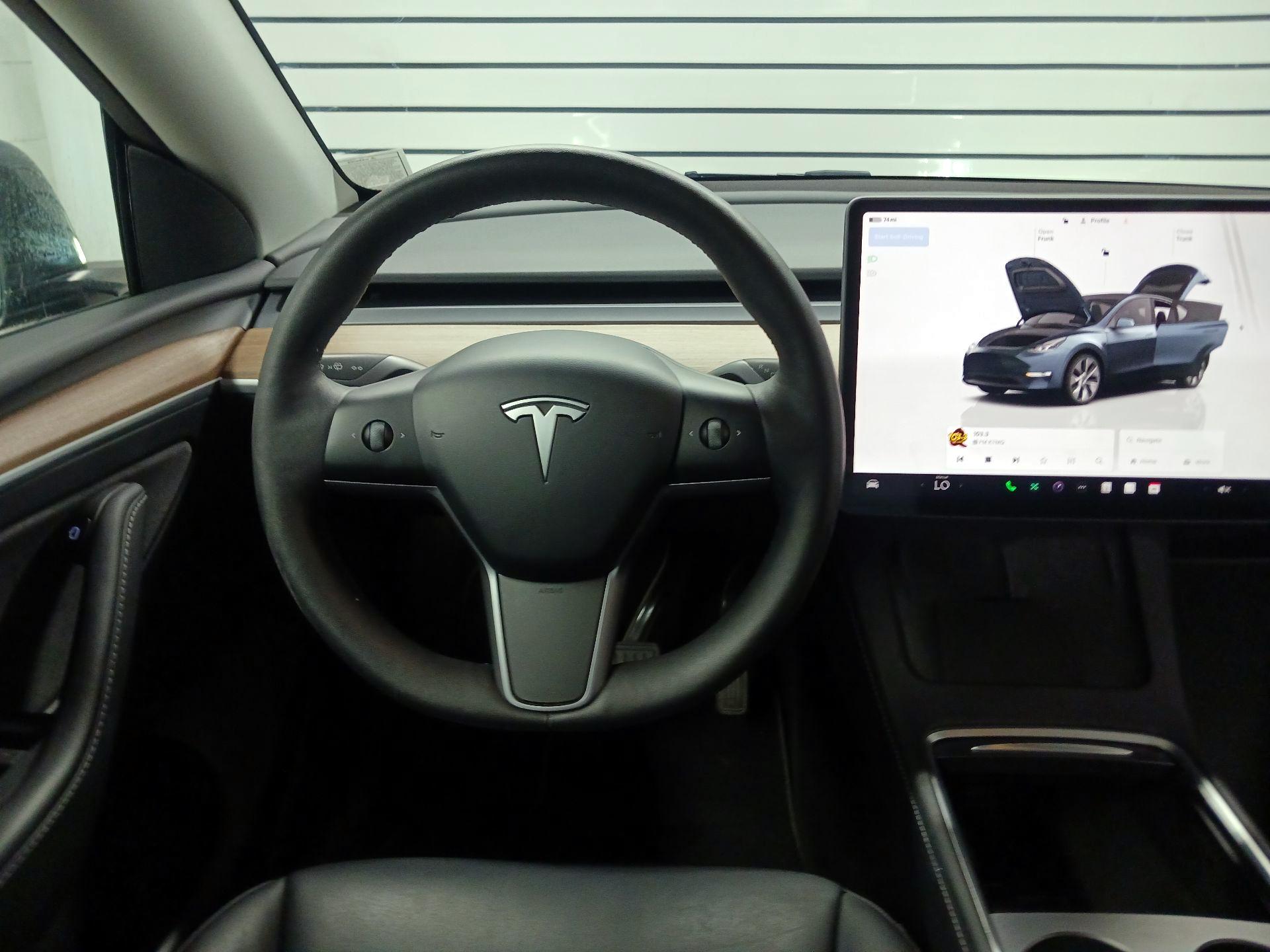 Thumbnail: 2024 Tesla Model Y - 10