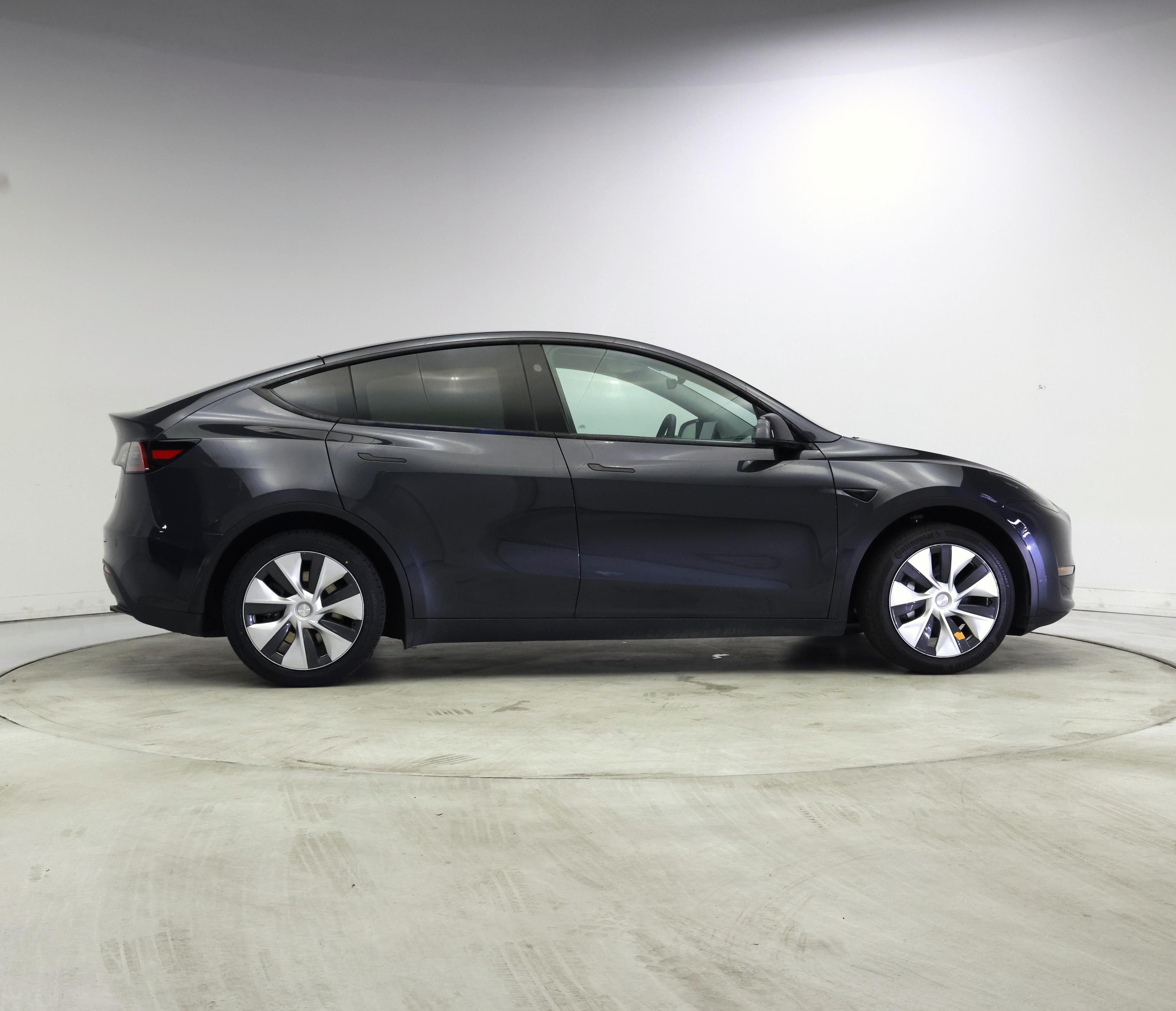 Thumbnail: 2024 Tesla Model Y - 7