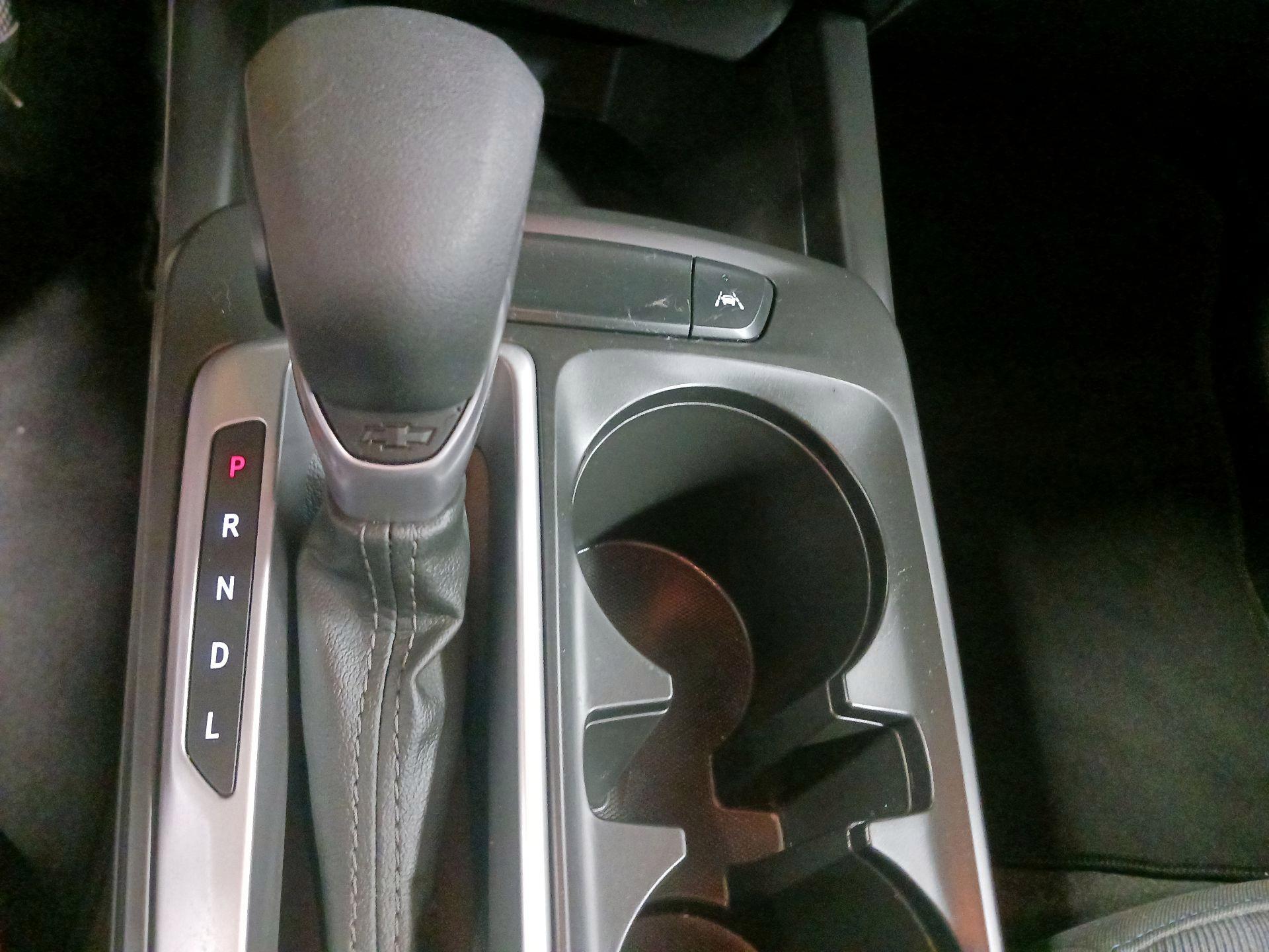 Thumbnail: 2025 Chevrolet Trax - 17