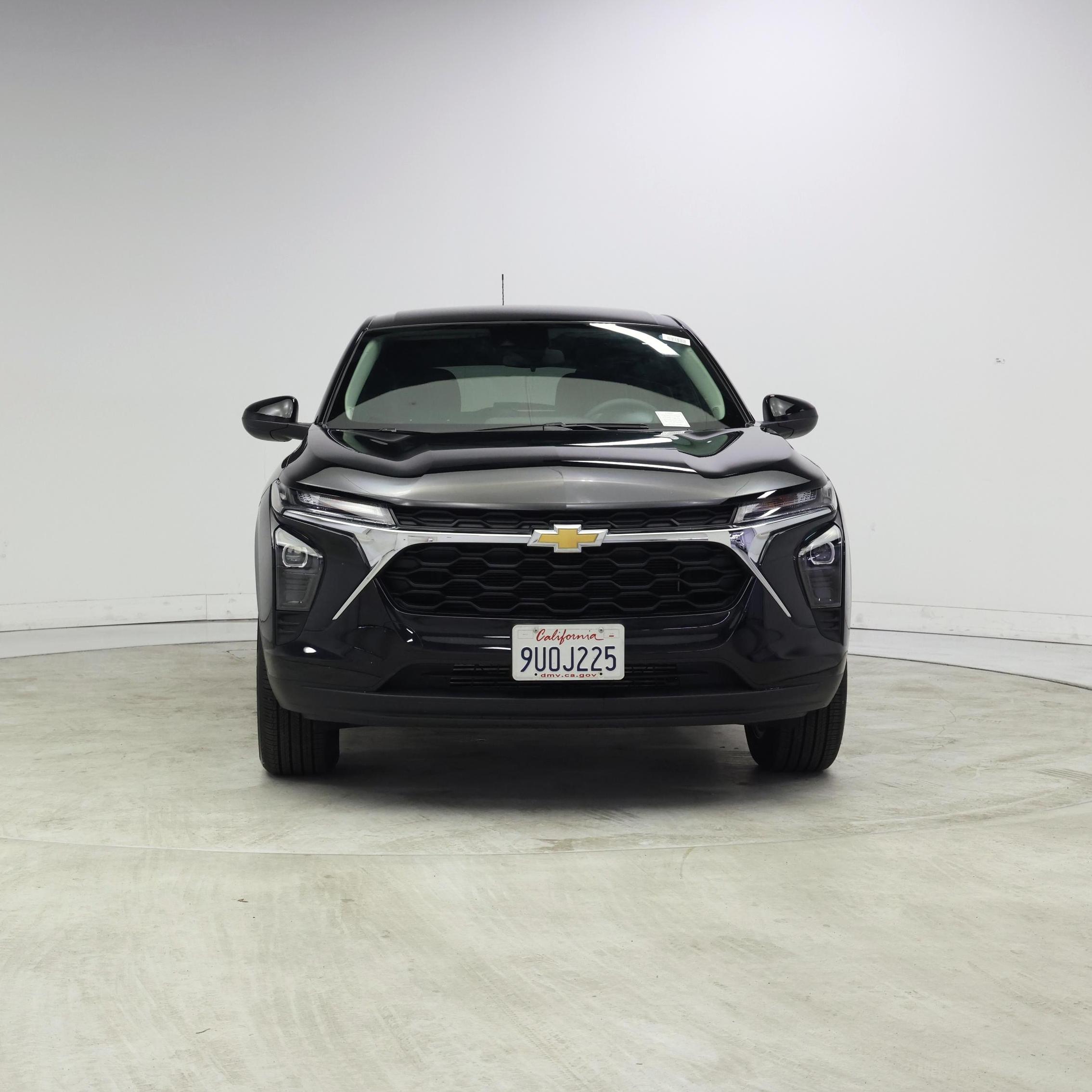 Thumbnail: 2025 Chevrolet Trax - 5