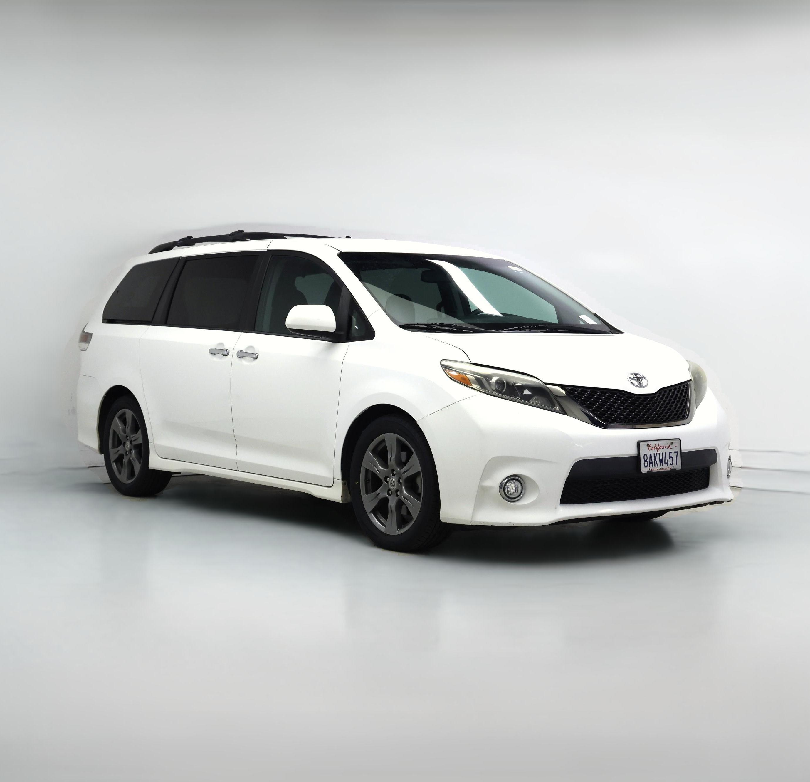 Thumbnail: 2017 Toyota Sienna - 1