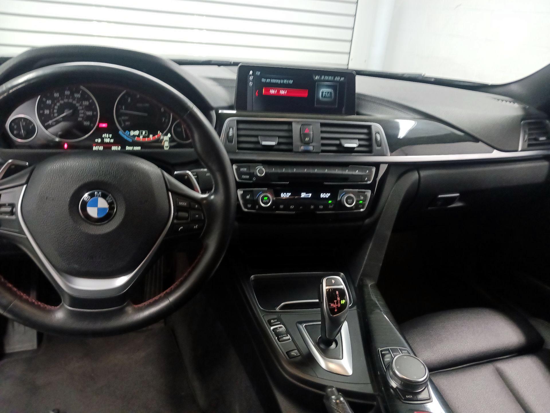 Thumbnail: 2019 BMW 4 Series - 9