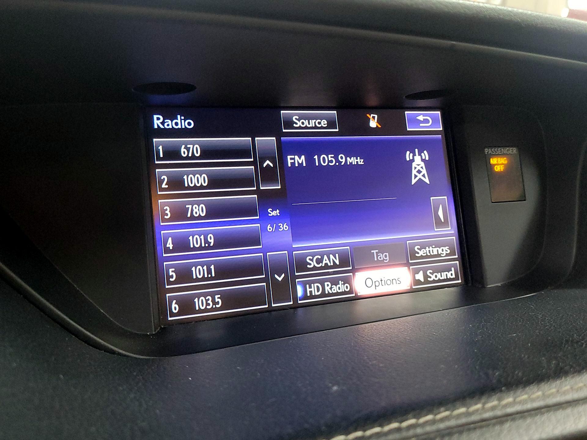 Thumbnail: 2015 Lexus ES - 15