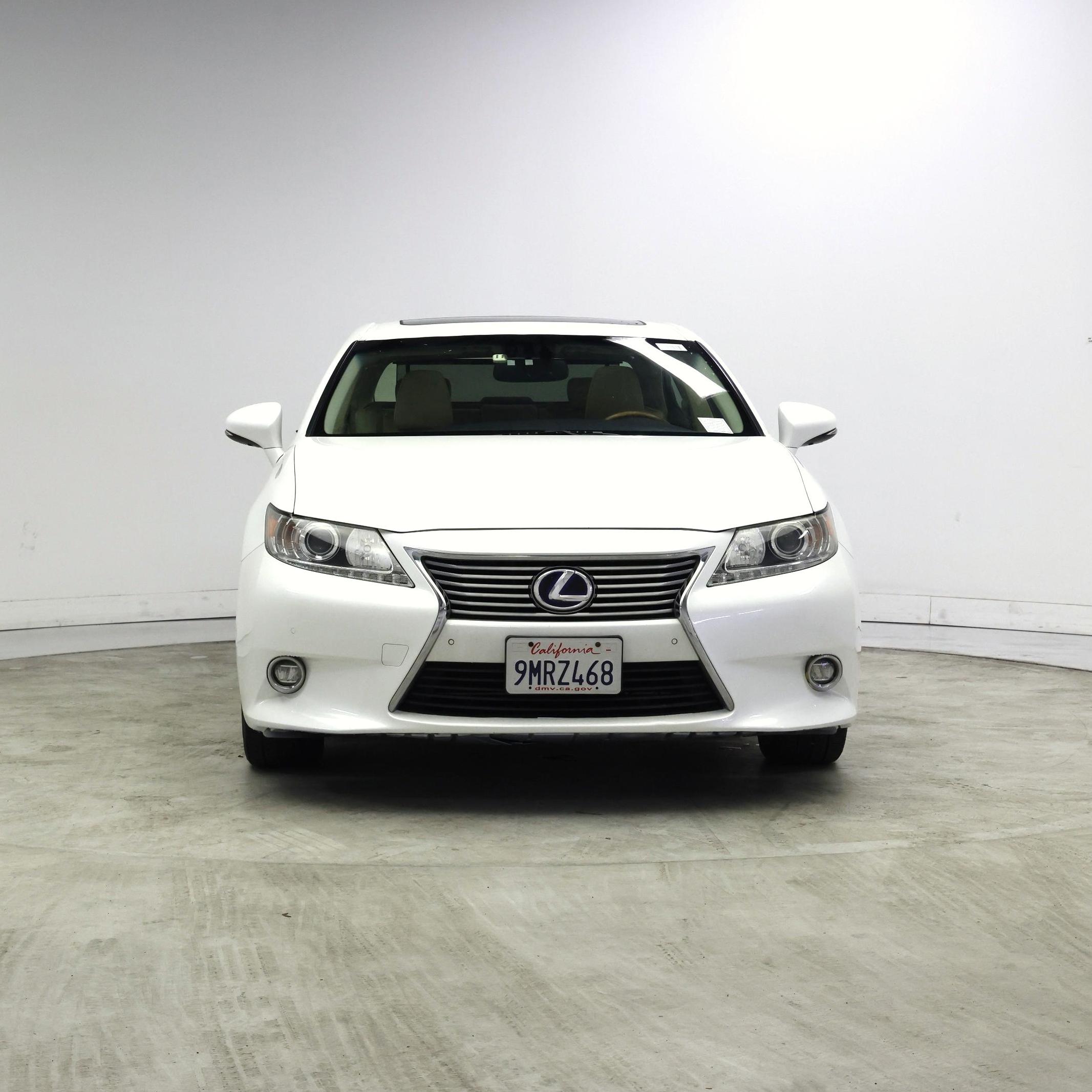 Thumbnail: 2015 Lexus ES - 5