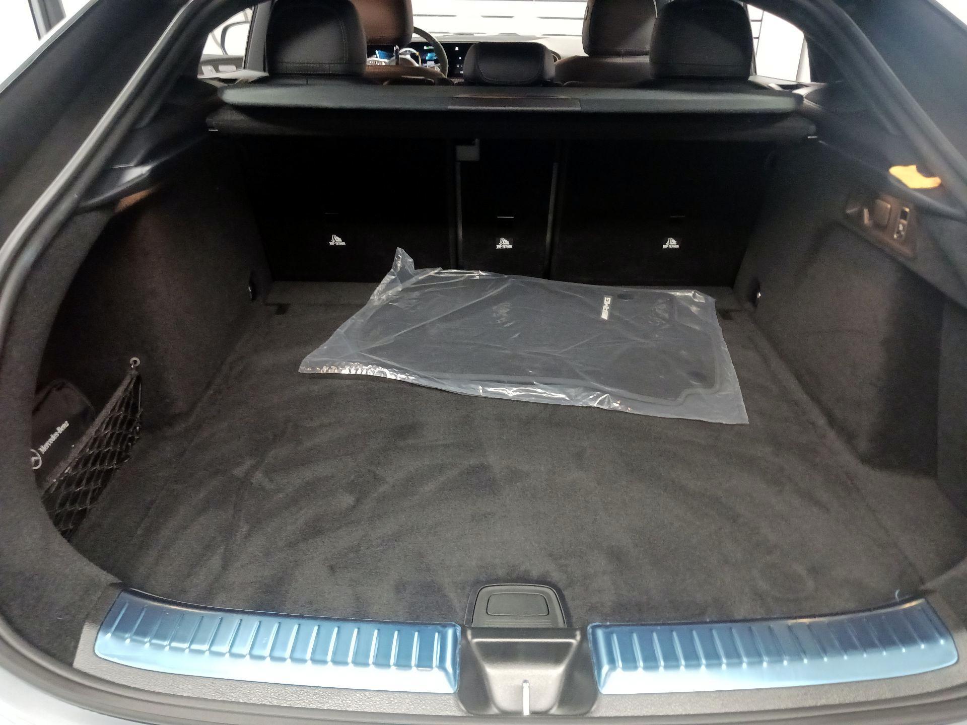 Thumbnail: 2023 Mercedes-Benz GL-Class - 16