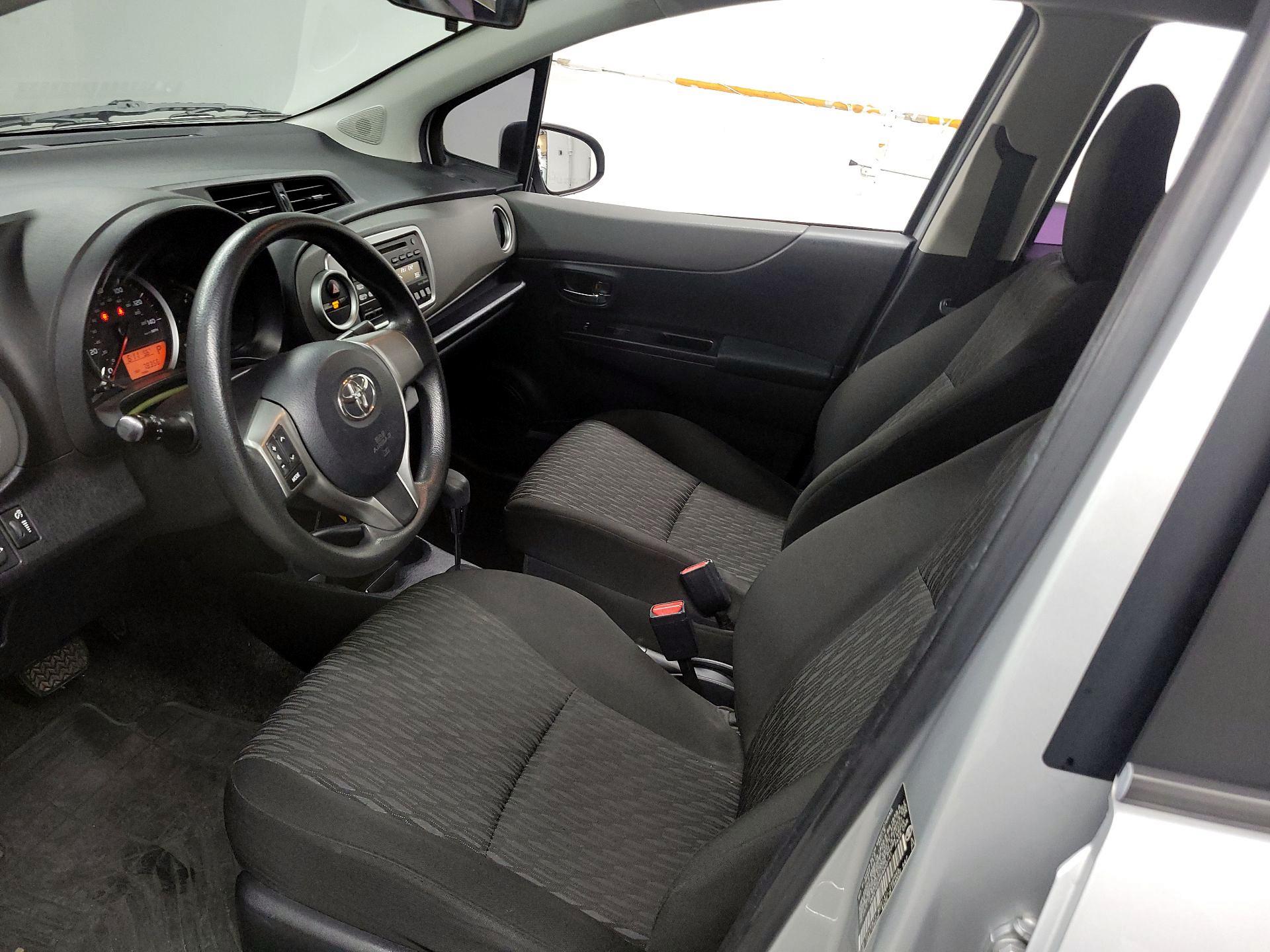 Thumbnail: 2014 Toyota Yaris - 11