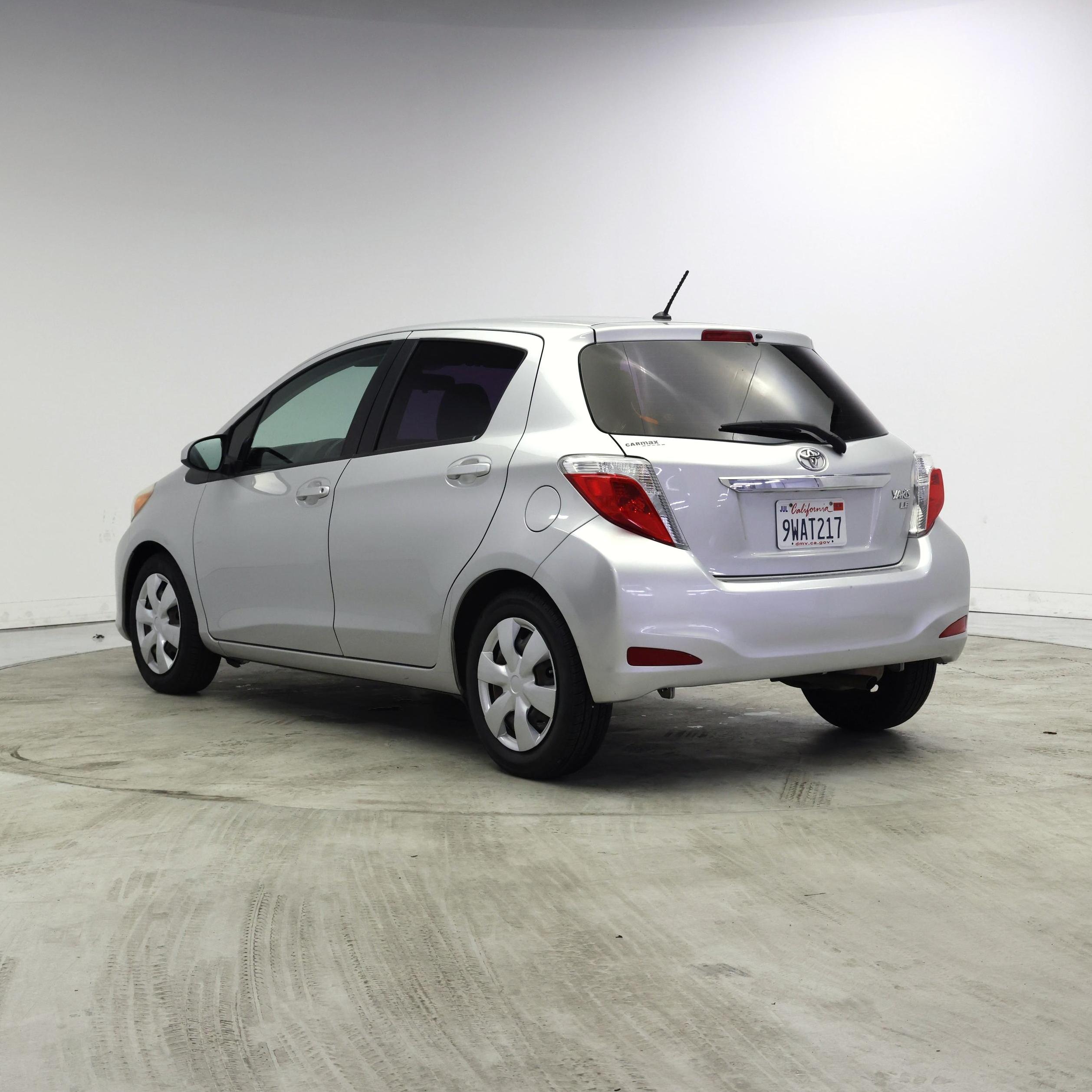 Thumbnail: 2014 Toyota Yaris - 2
