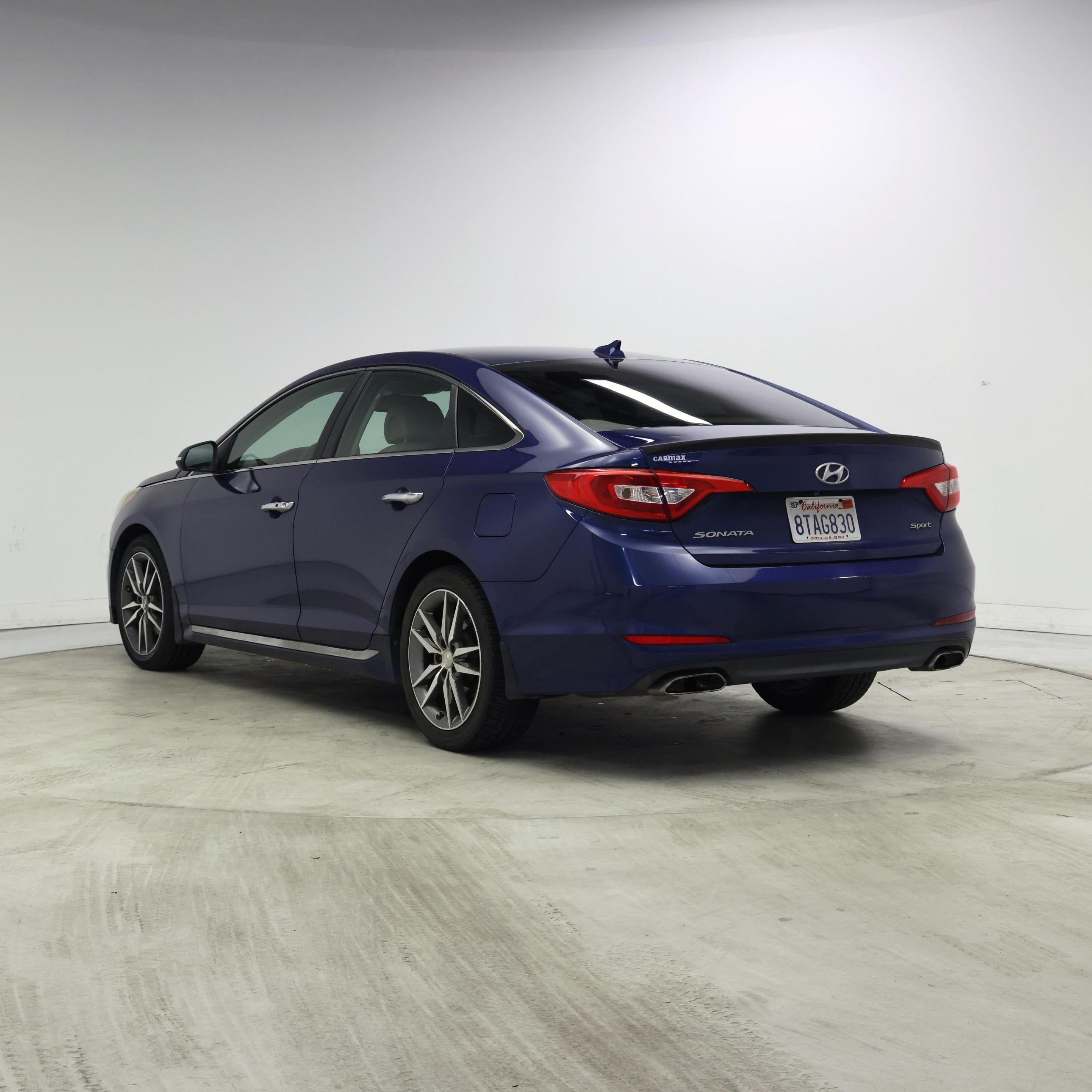 Thumbnail: 2015 Hyundai Sonata - 2