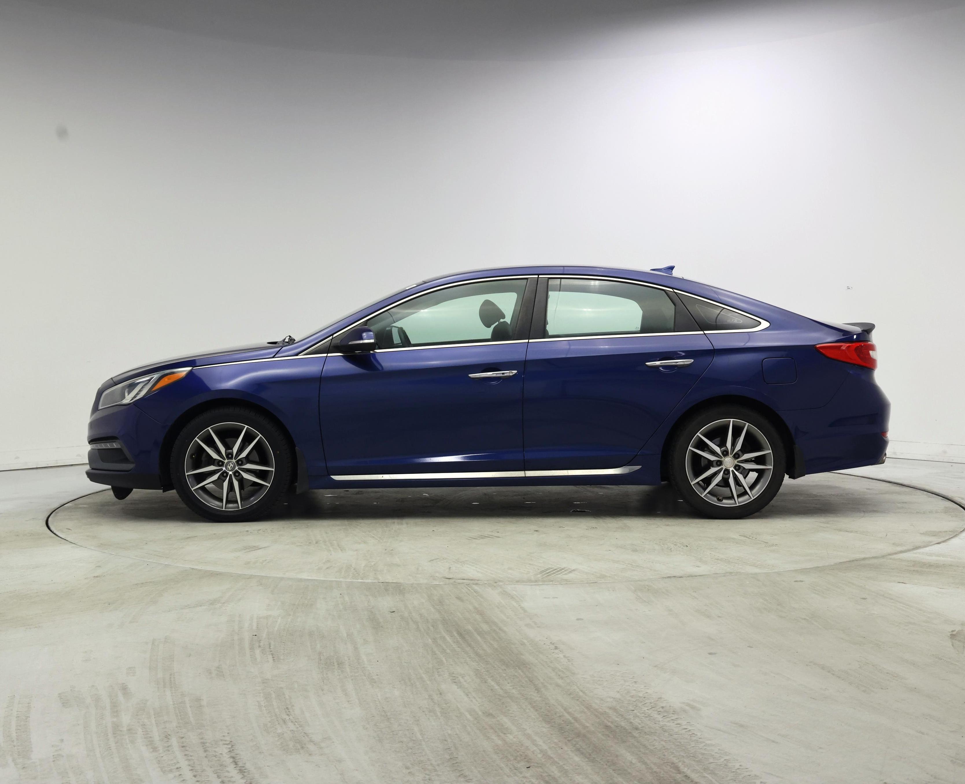 Thumbnail: 2015 Hyundai Sonata - 3