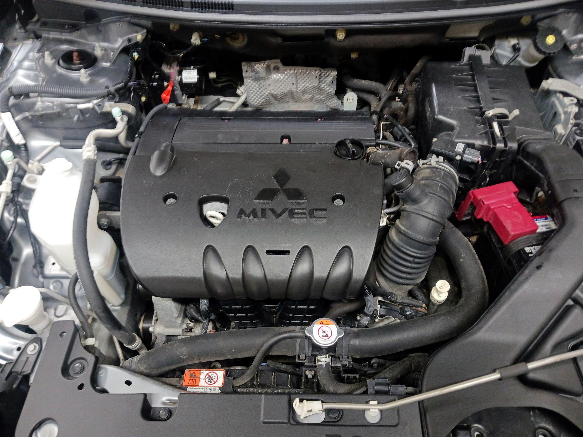 Thumbnail: 2014 Mitsubishi Lancer - 19