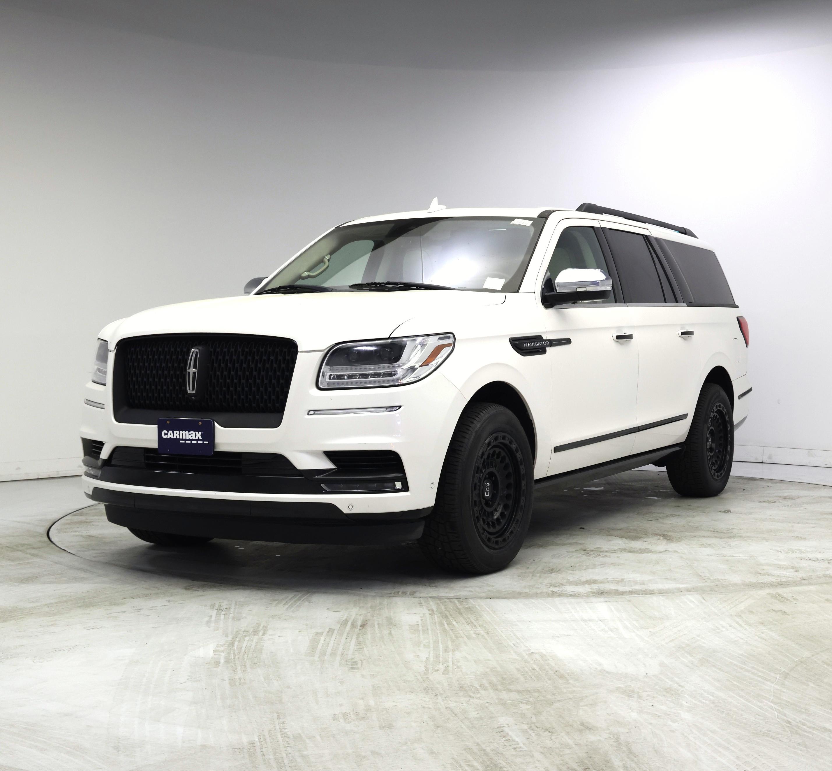 Thumbnail: 2019 Lincoln Navigator L - 4