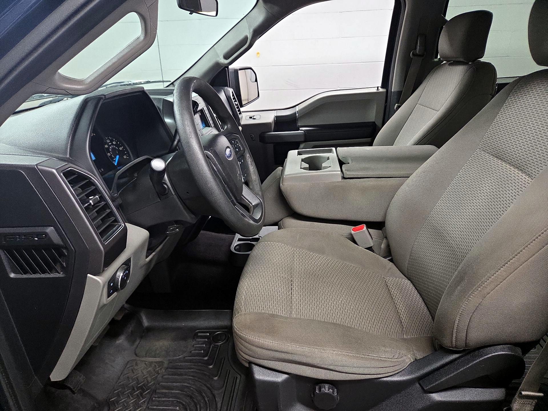 Thumbnail: 2017 Ford F-150 - 11