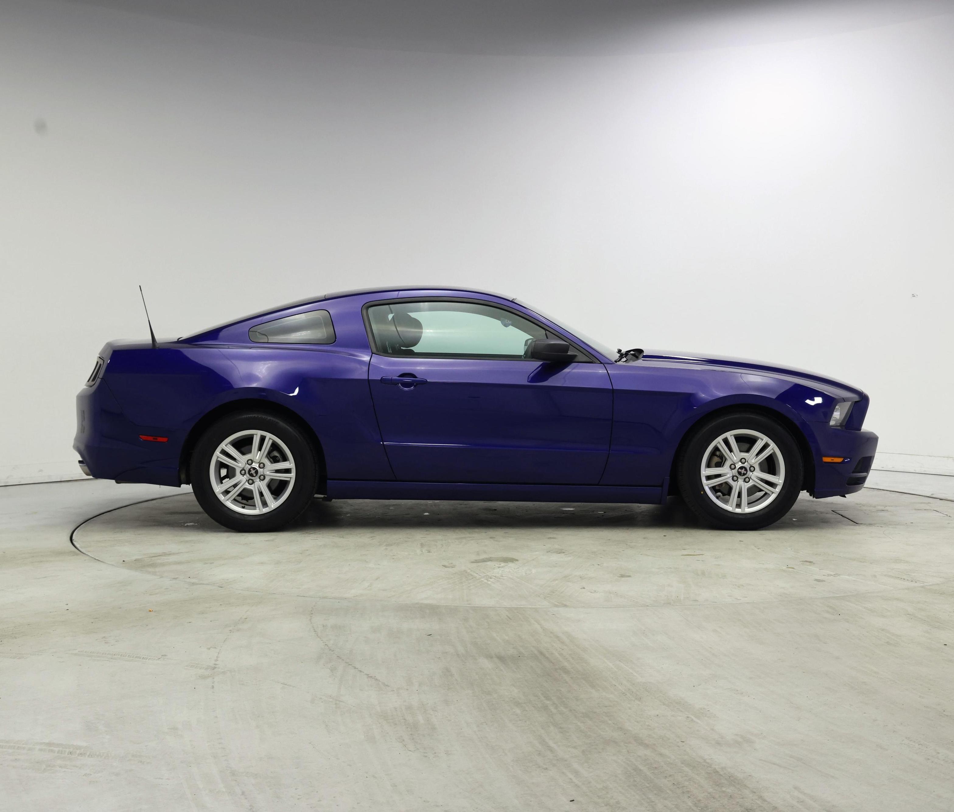 Thumbnail: 2014 Ford Mustang - 7