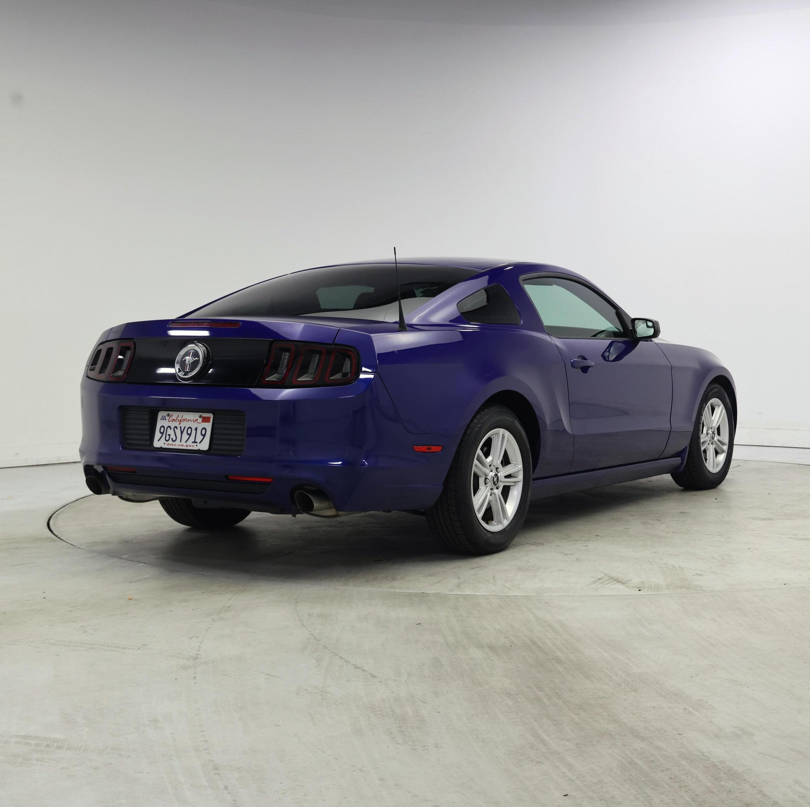 Thumbnail: 2014 Ford Mustang - 8