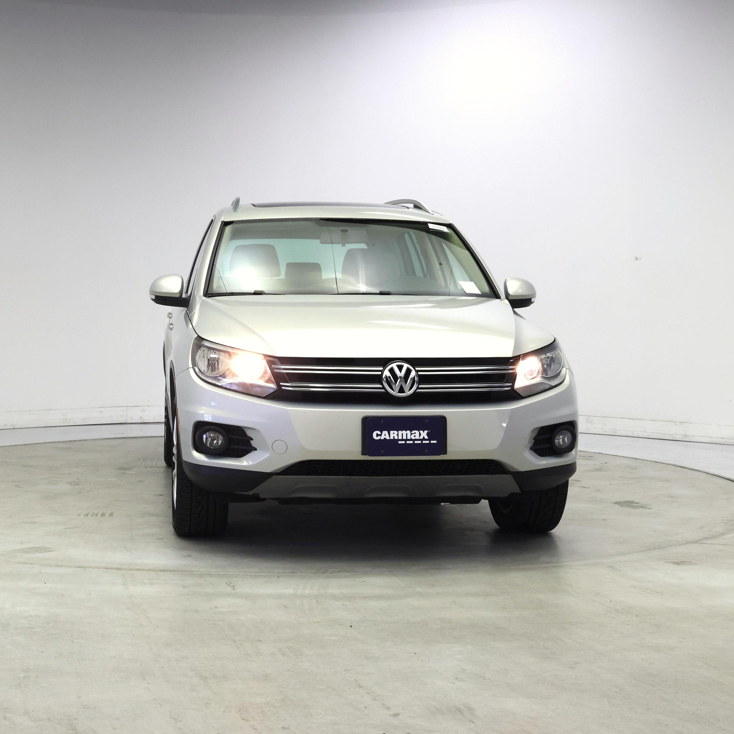 Thumbnail: 2015 Volkswagen Tiguan - 5