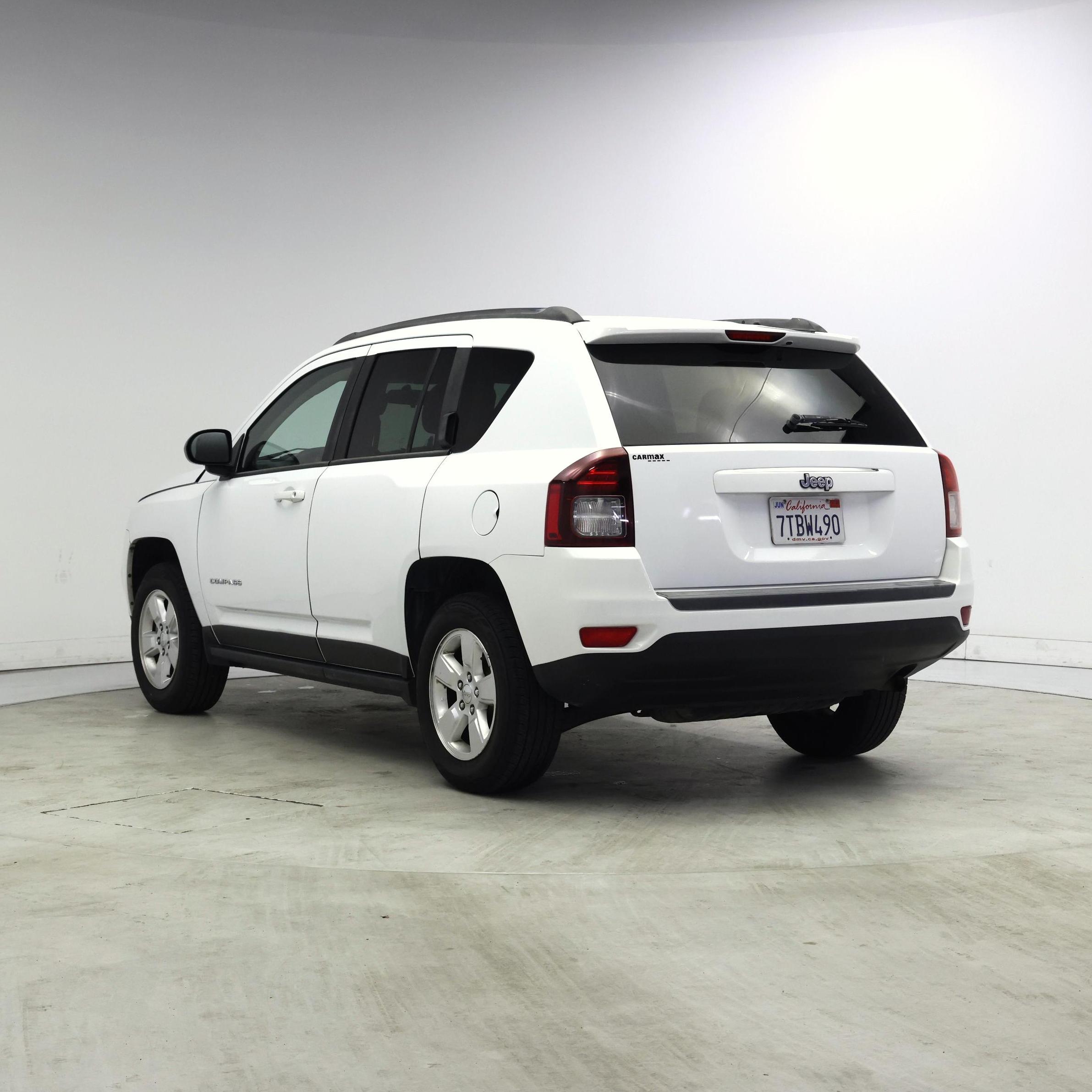 Thumbnail: 2015 Jeep Compass - 2