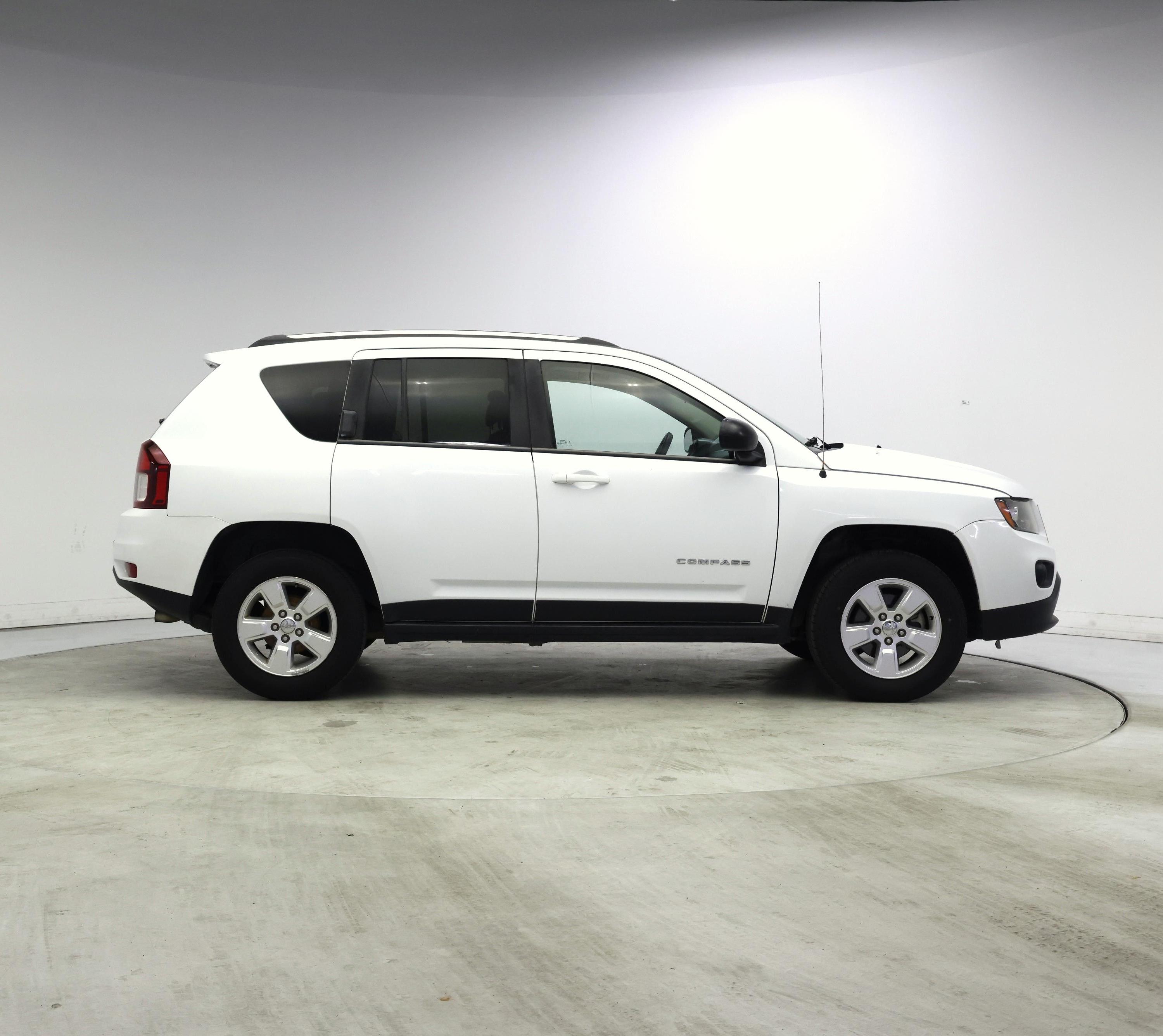 Thumbnail: 2015 Jeep Compass - 7