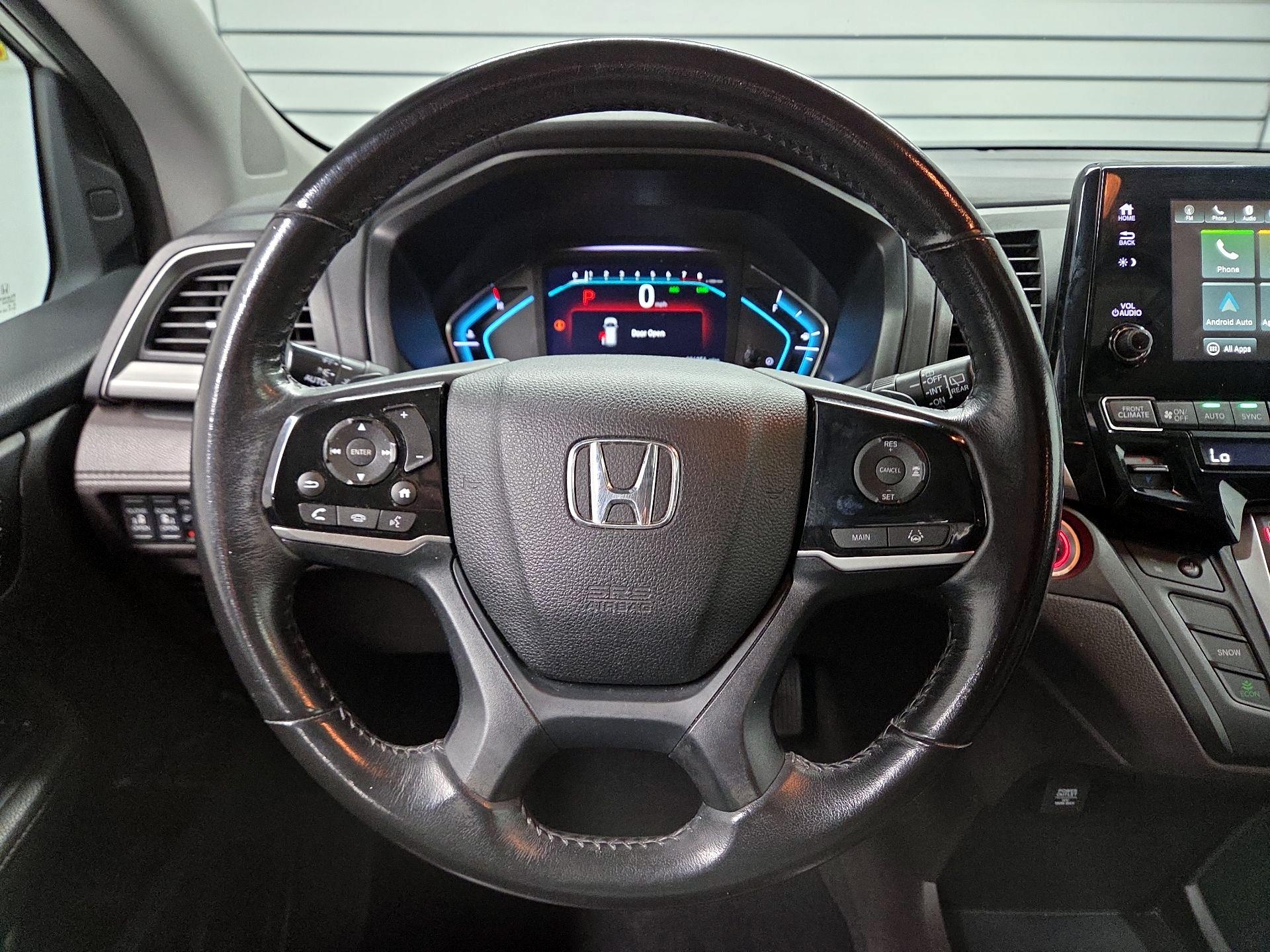 Thumbnail: 2018 Honda Odyssey - 10