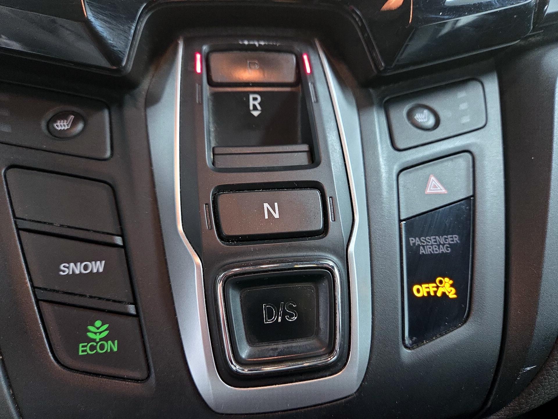 Thumbnail: 2018 Honda Odyssey - 17