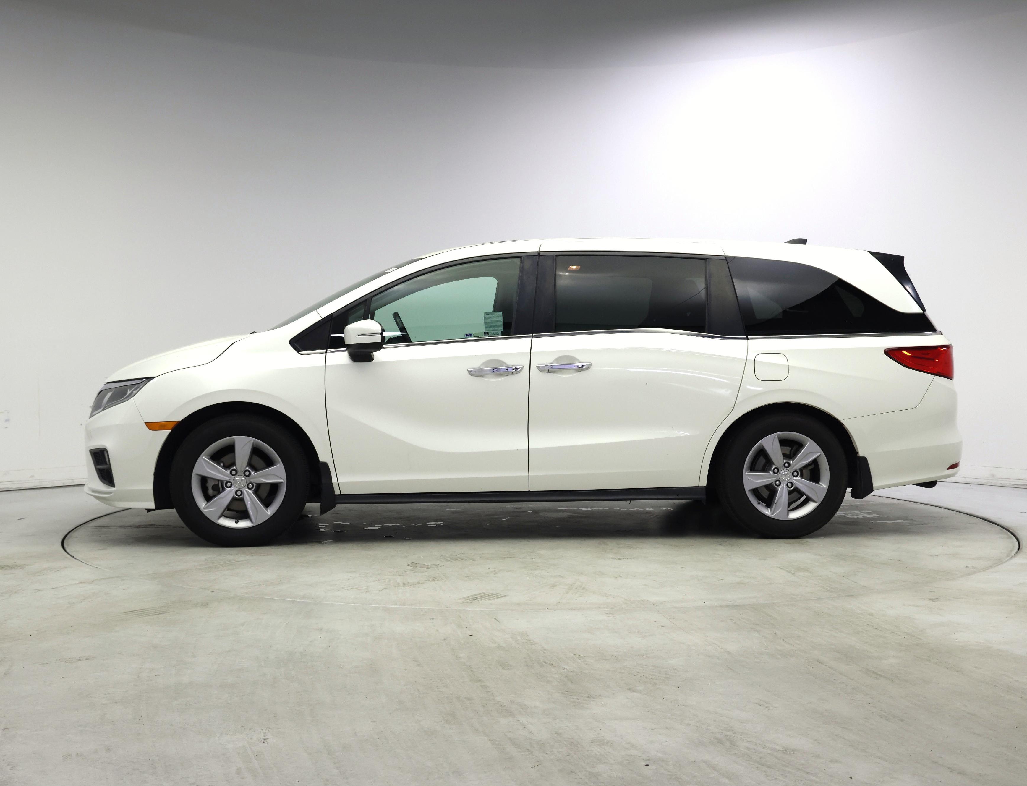 Thumbnail: 2018 Honda Odyssey - 3