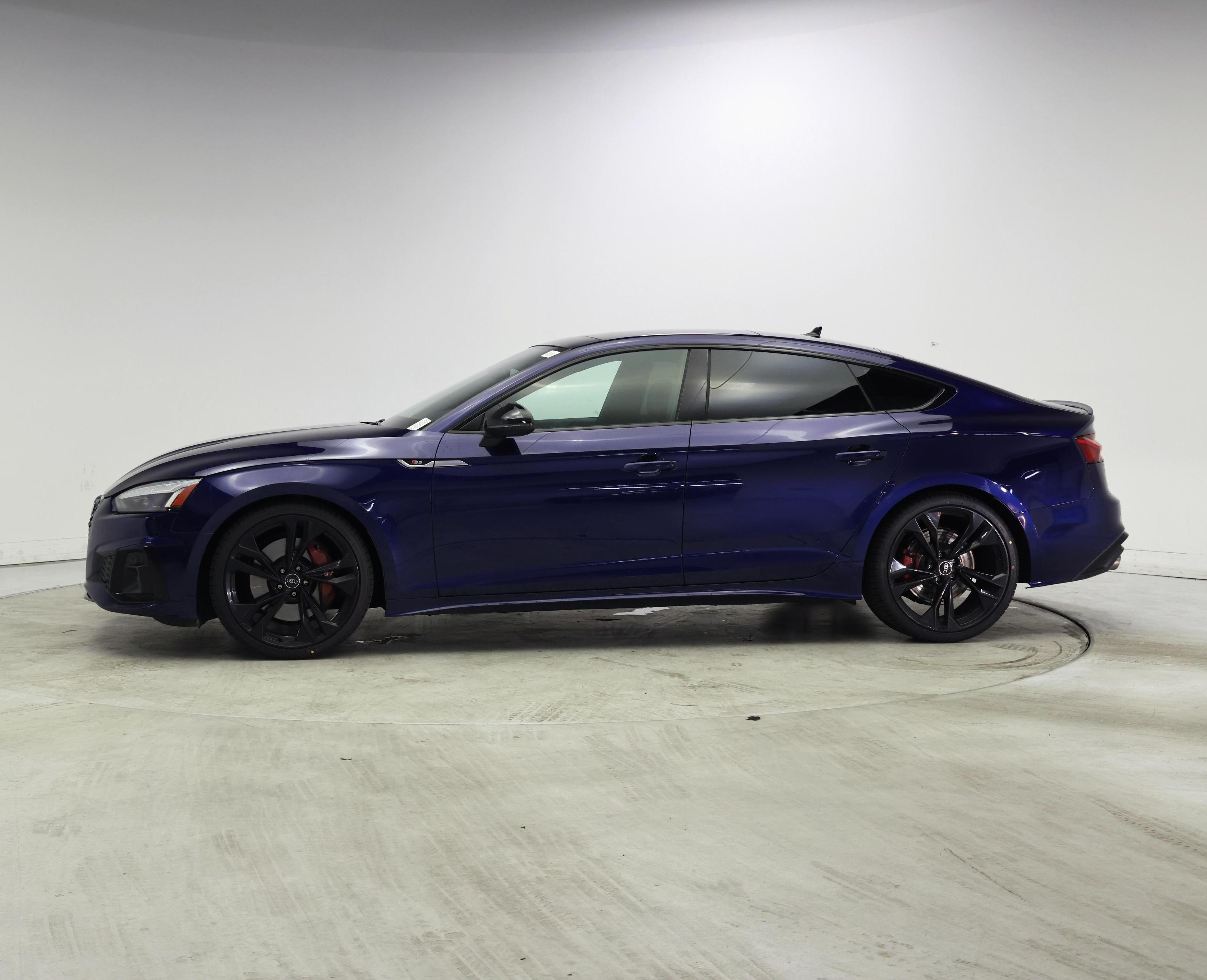 Thumbnail: 2021 Audi S5 - 3