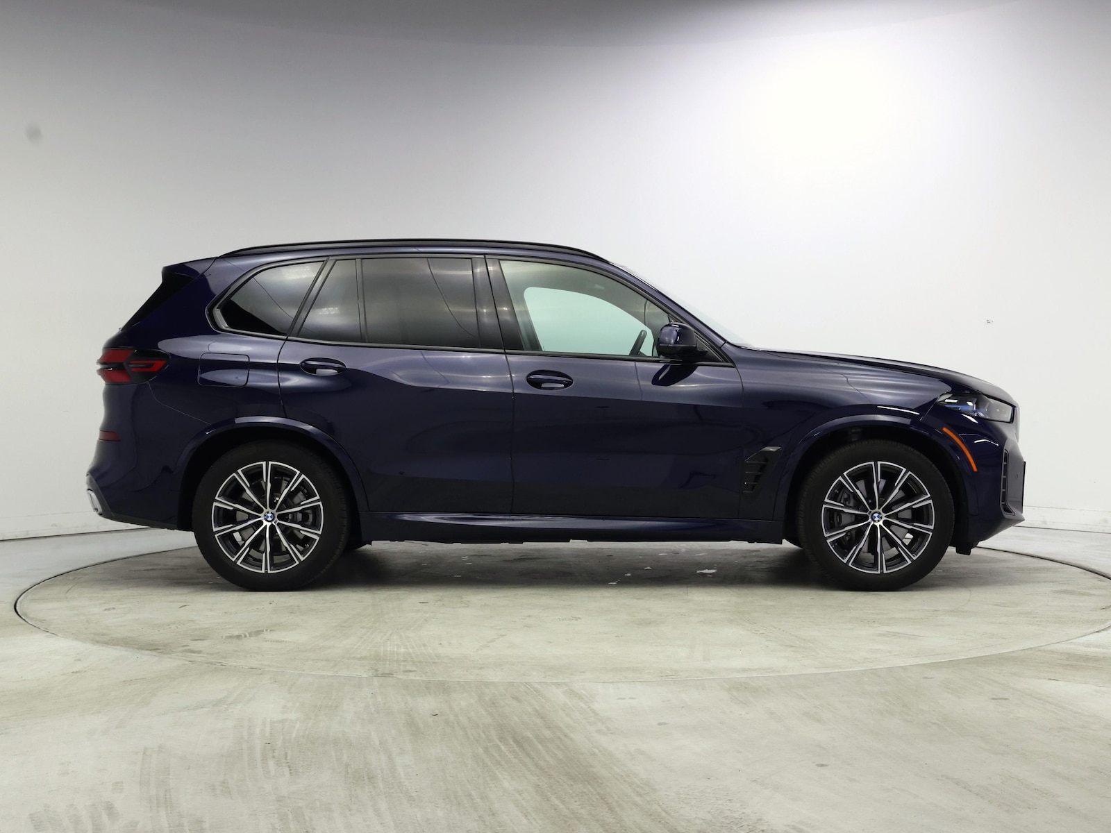 2026 BMW X5 50e - Photo 8
