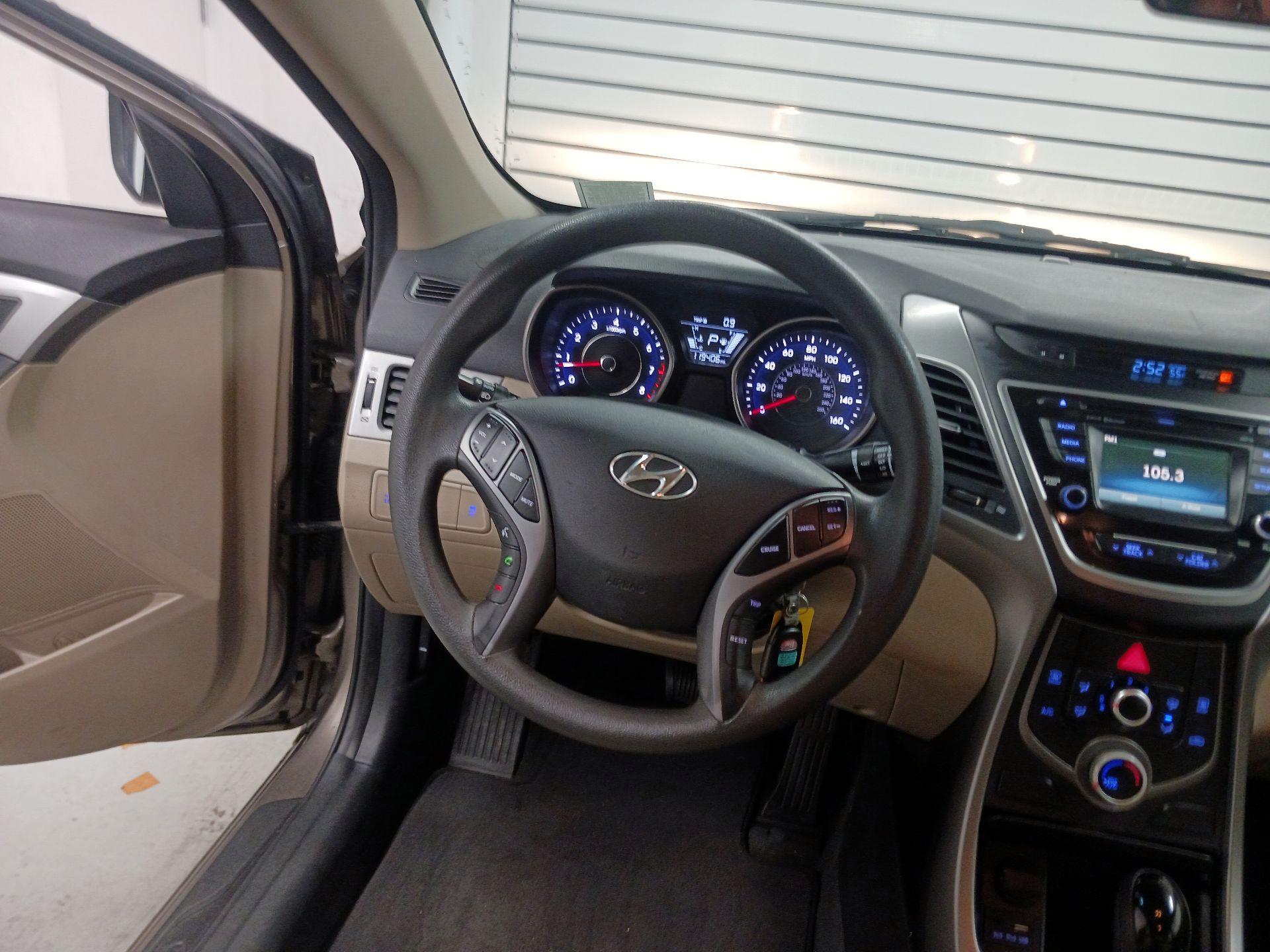 Thumbnail: 2016 Hyundai Elantra - 10