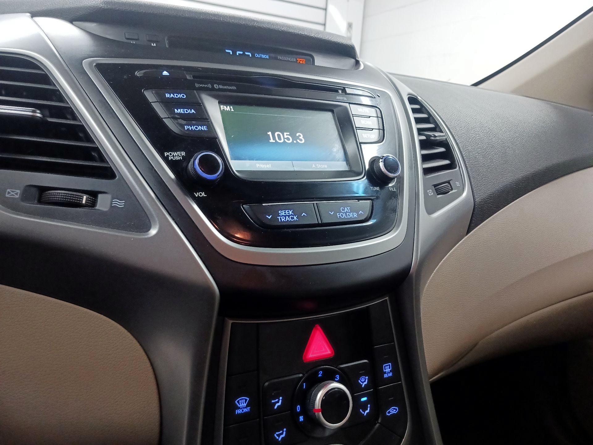 Thumbnail: 2016 Hyundai Elantra - 13