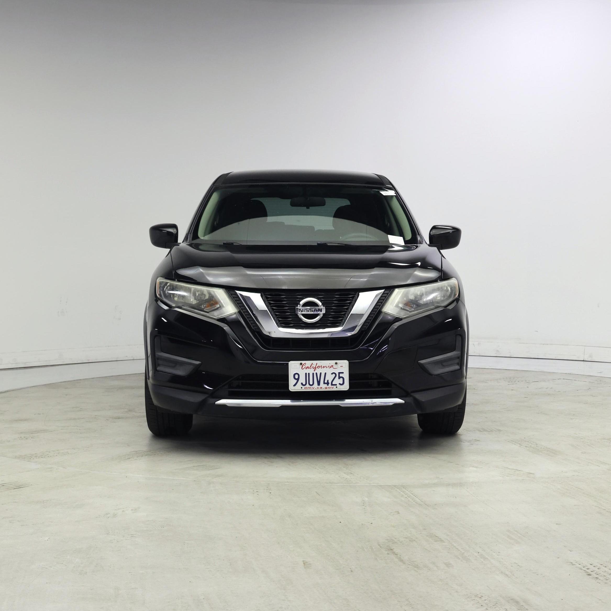 Thumbnail: 2017 Nissan Rogue - 5