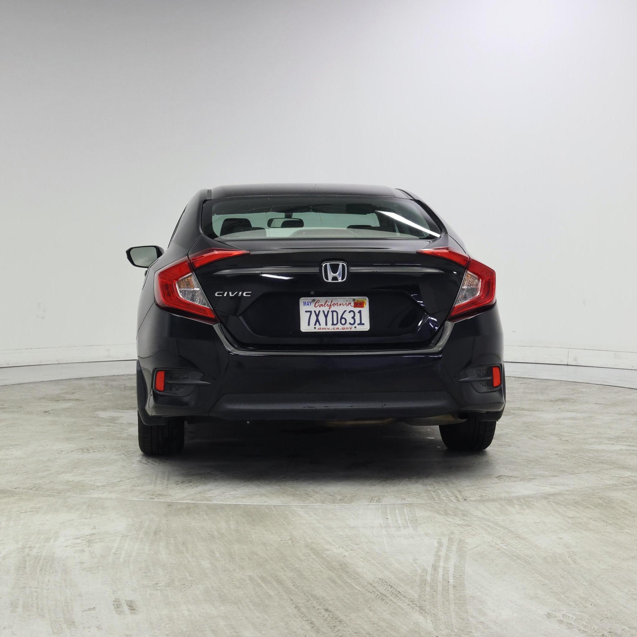 Thumbnail: 2017 Honda Civic - 6